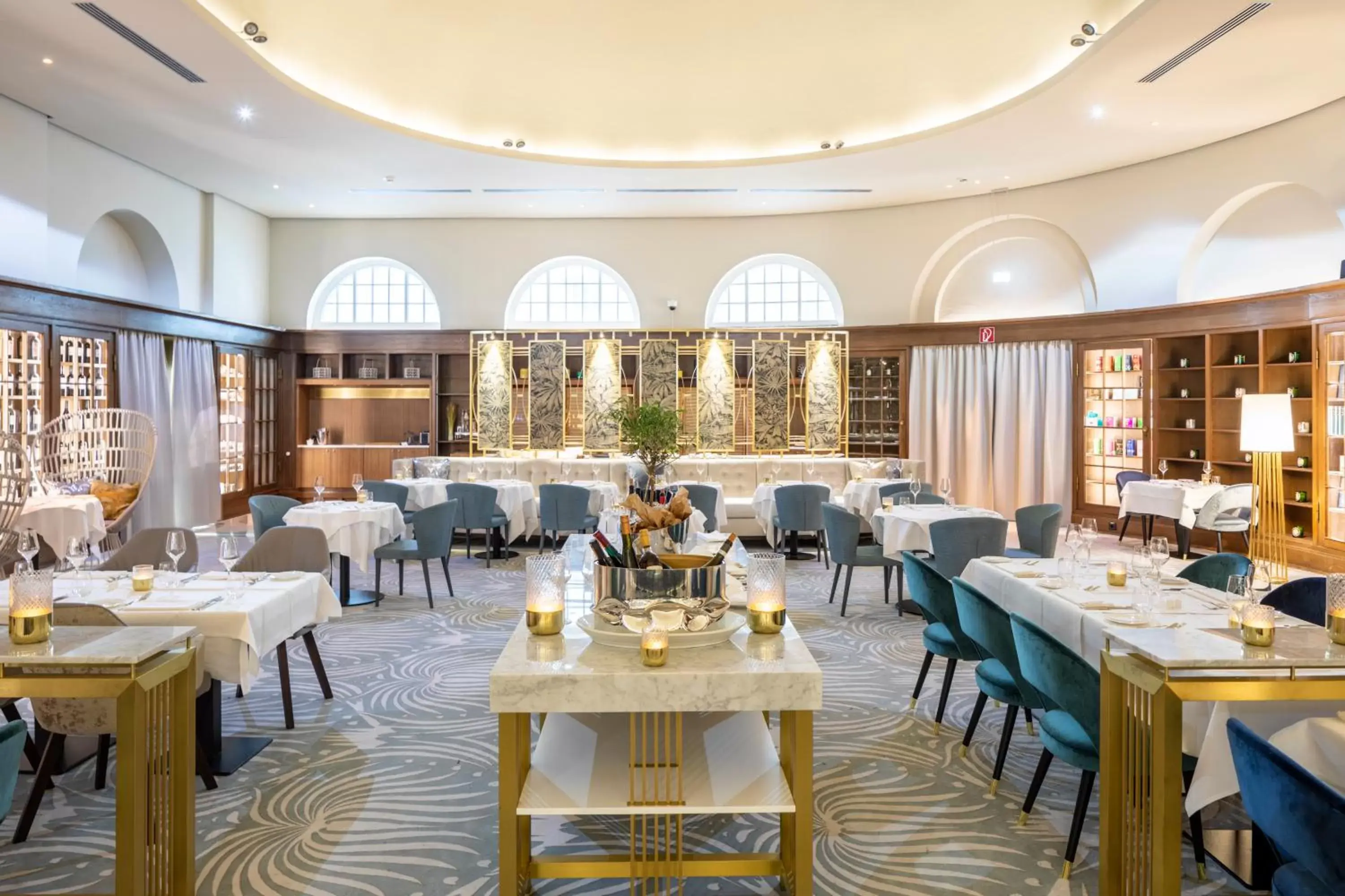 Restaurant/places to eat in Fraser Suites Hamburg Restaurant/places to eat in Fraser Suites Hamburg