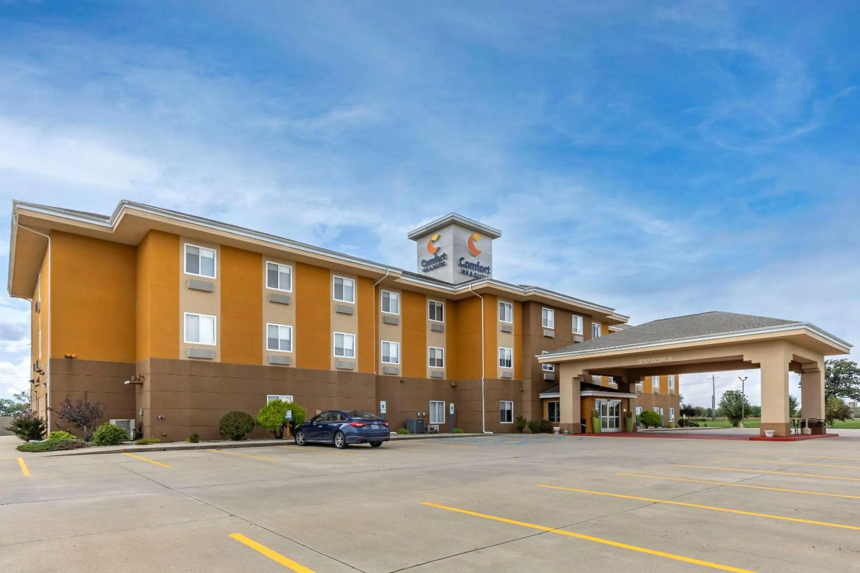 Property building in Comfort Inn & Suites Greenville I-70