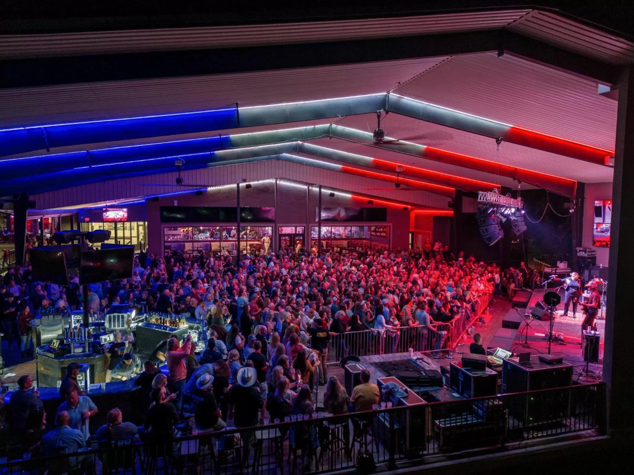 Evening entertainment in The Resort at Lake of the Ozarks