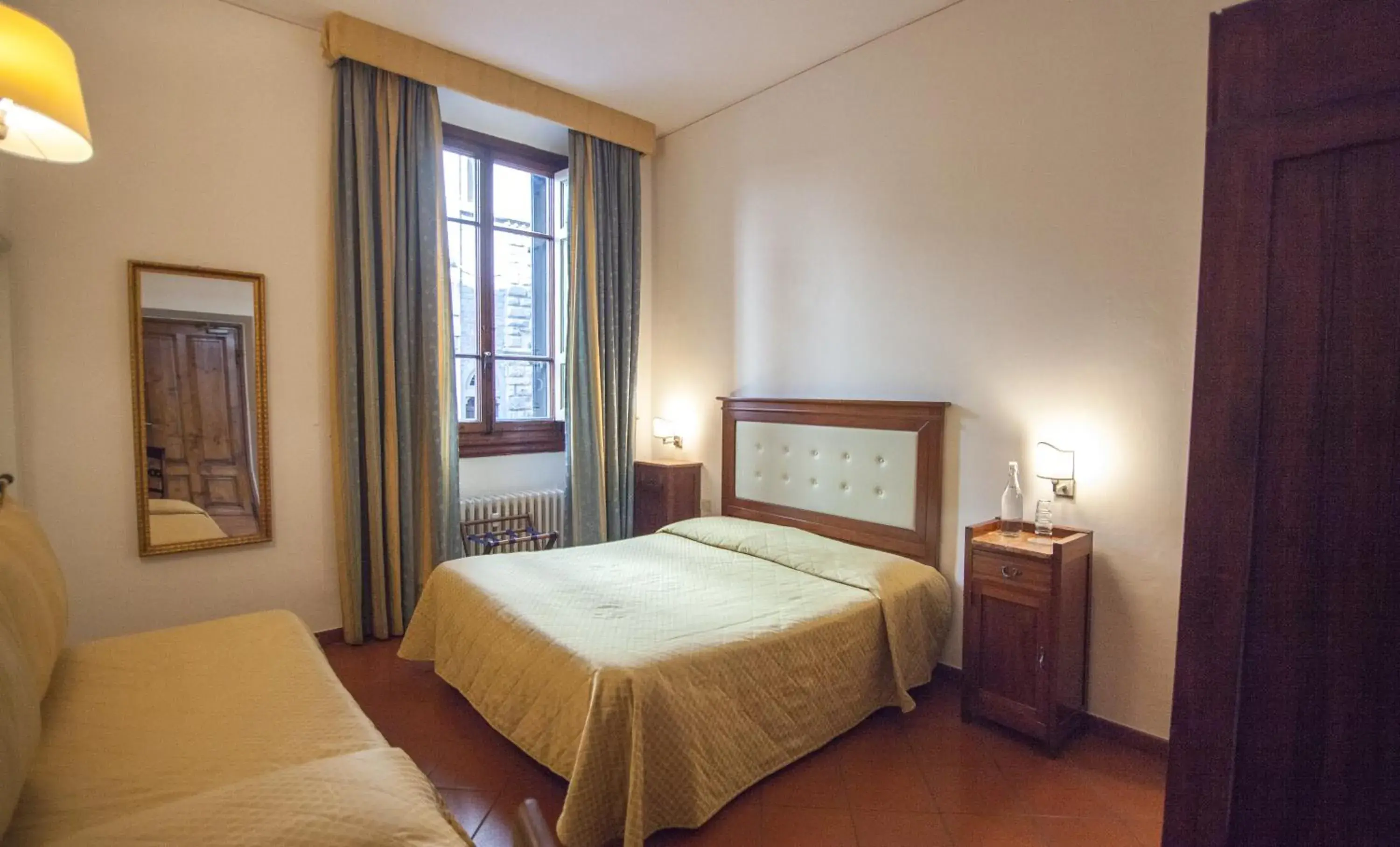 Bedroom, Bed in Hotel Cimabue