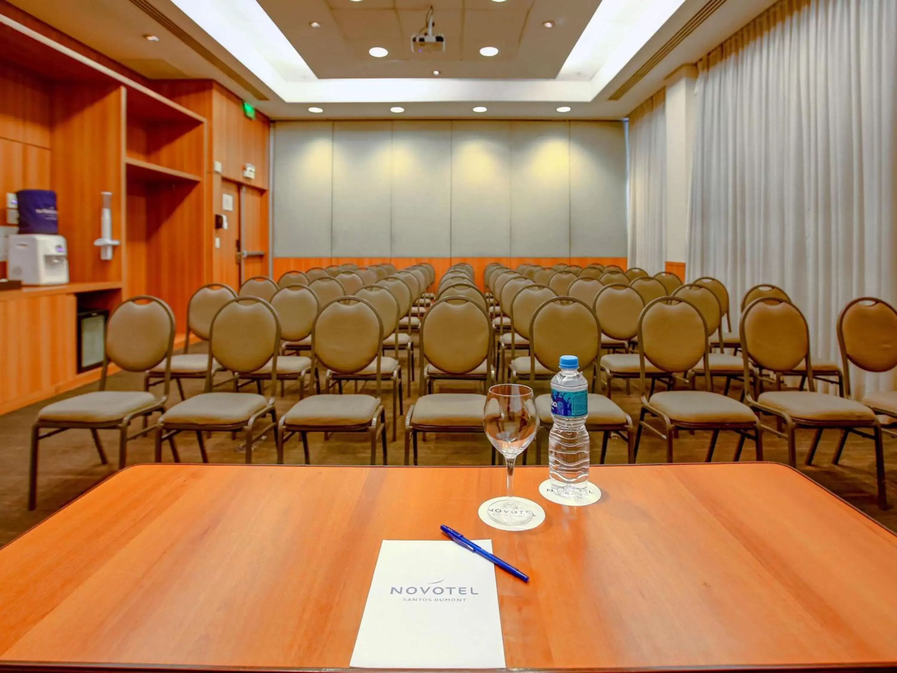 Meeting/conference room, Business Area/Conference Room in Novotel RJ Santos Dumont