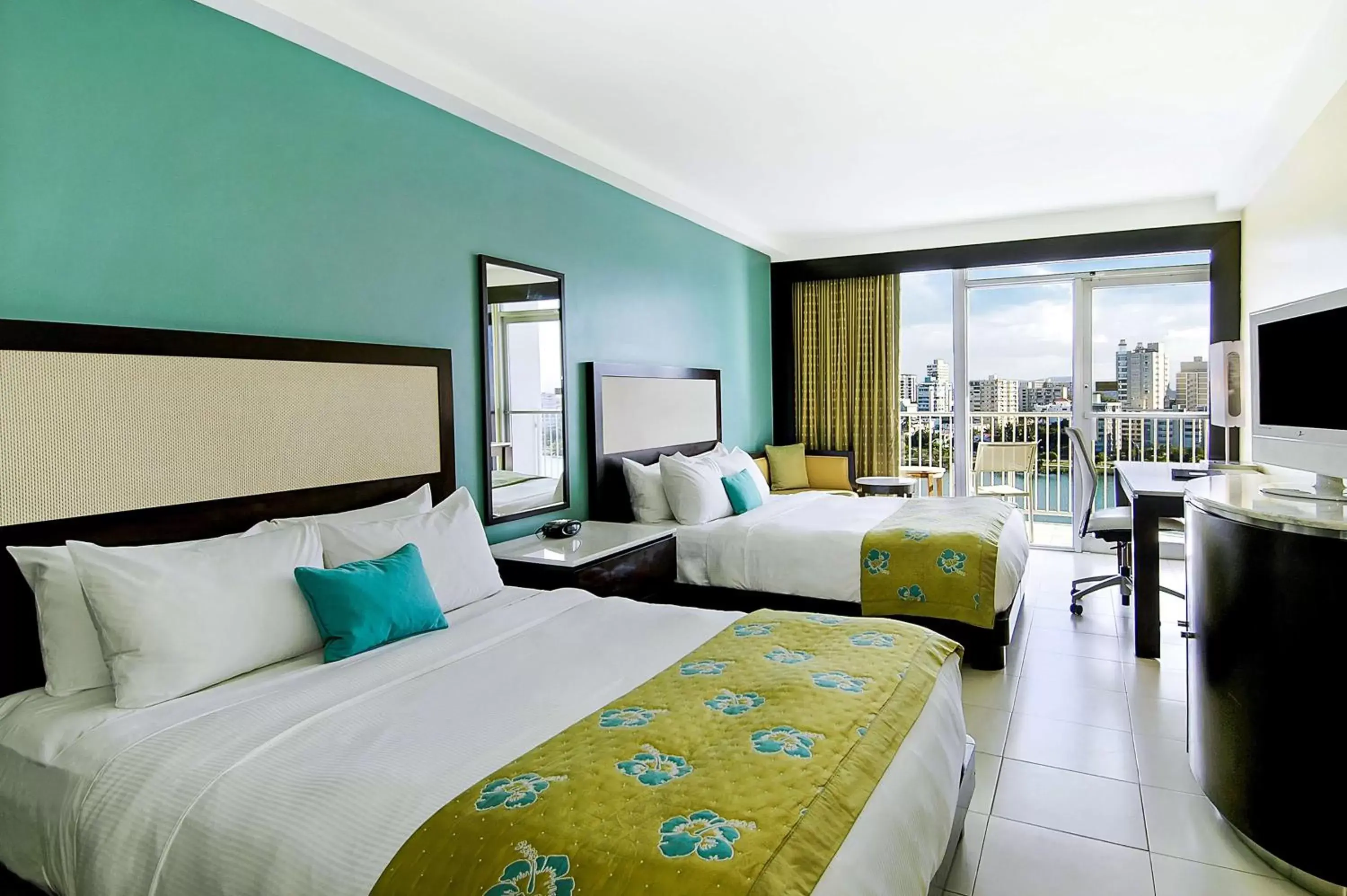 Bedroom in The Condado Plaza Hilton