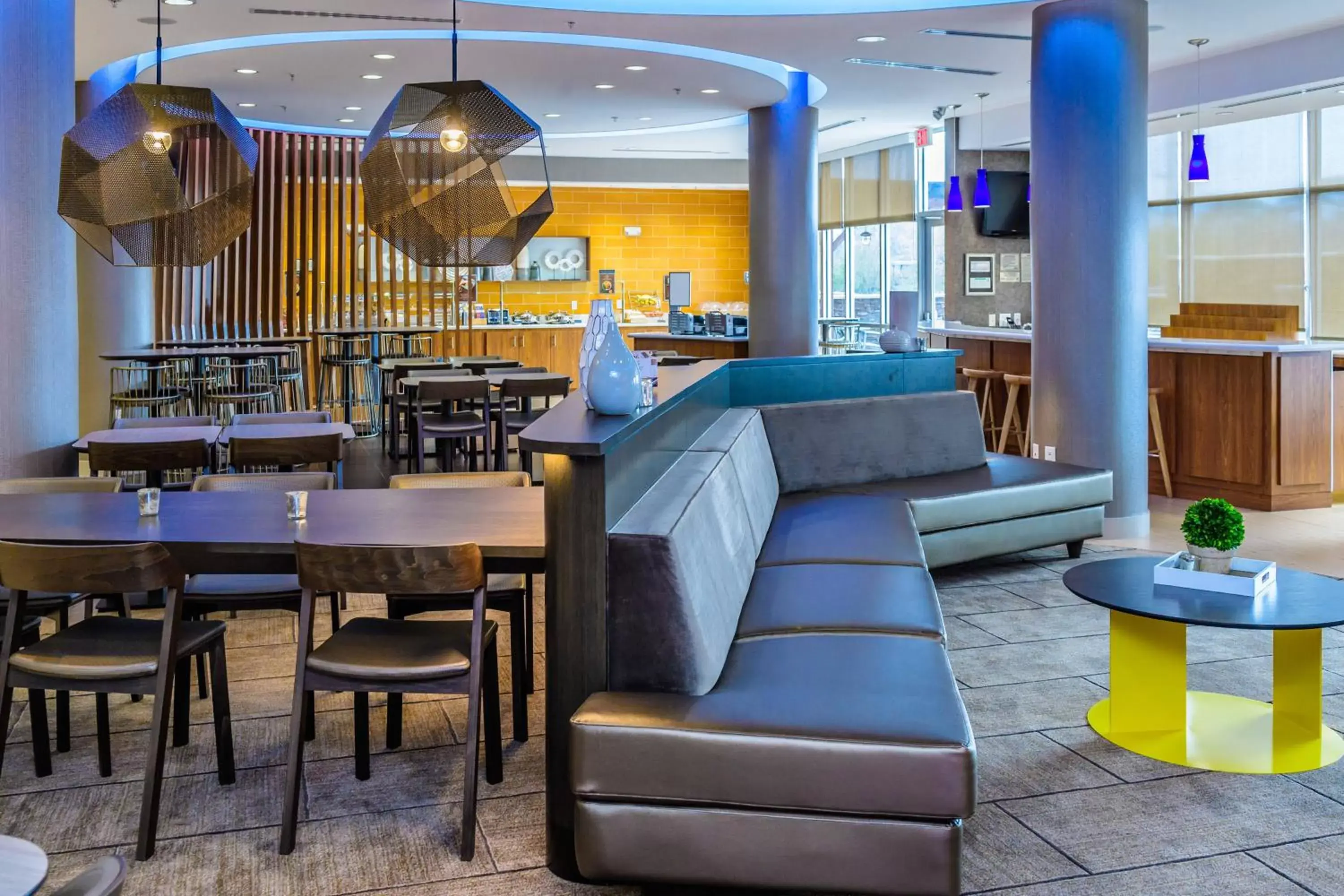 Lobby or reception, Lounge/Bar in SpringHill Suites Houston NASA/Seabrook