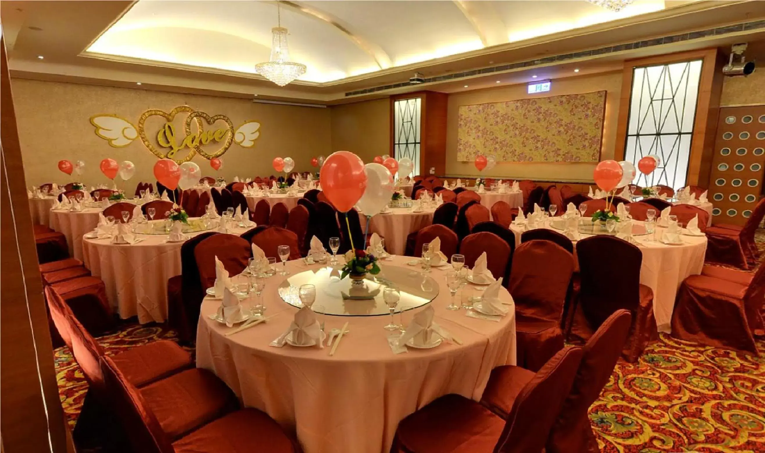 Restaurant/places to eat, Banquet Facilities in Taipei International Hotel