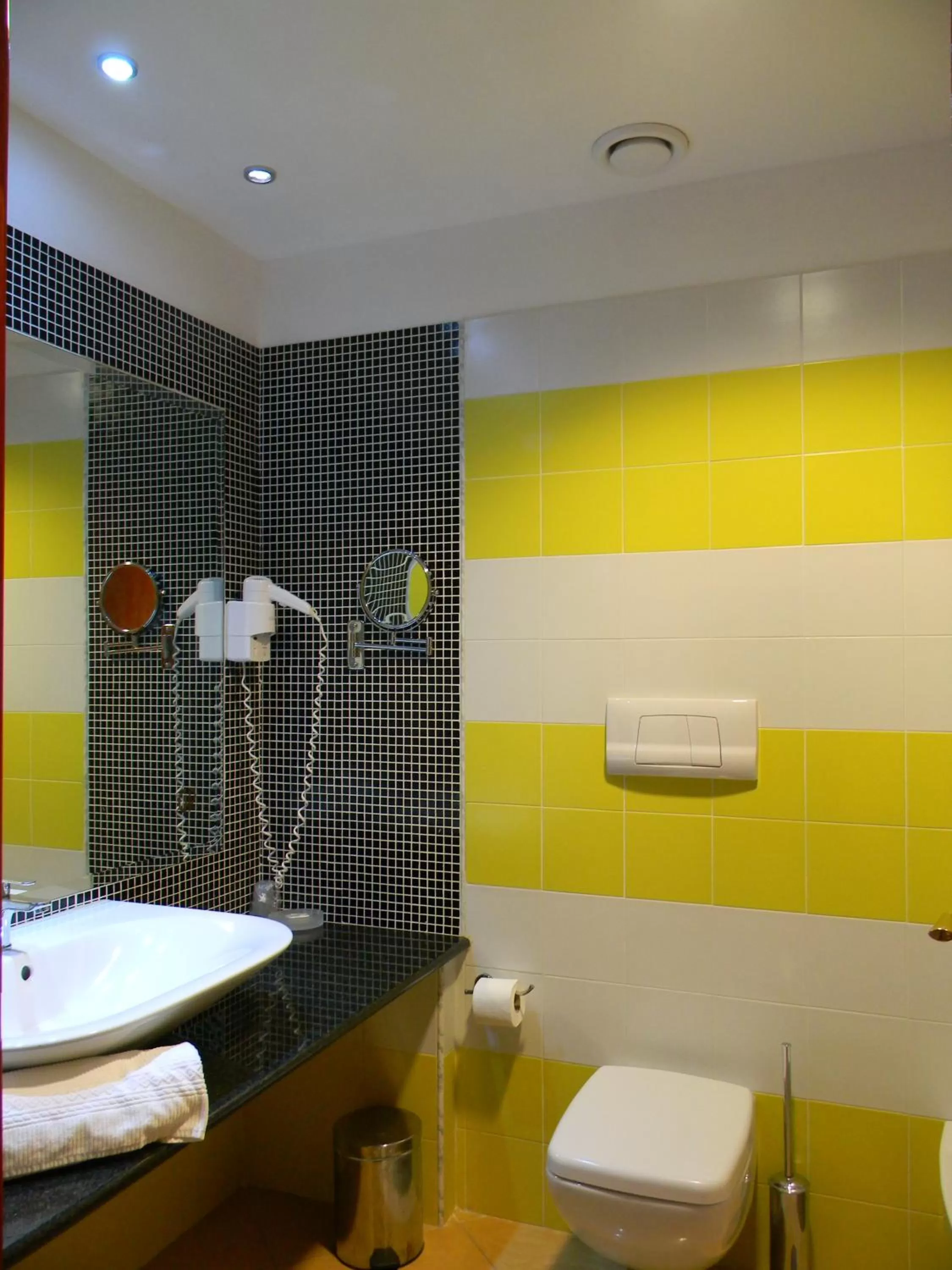 Bathroom in Grand Hotel Paradiso