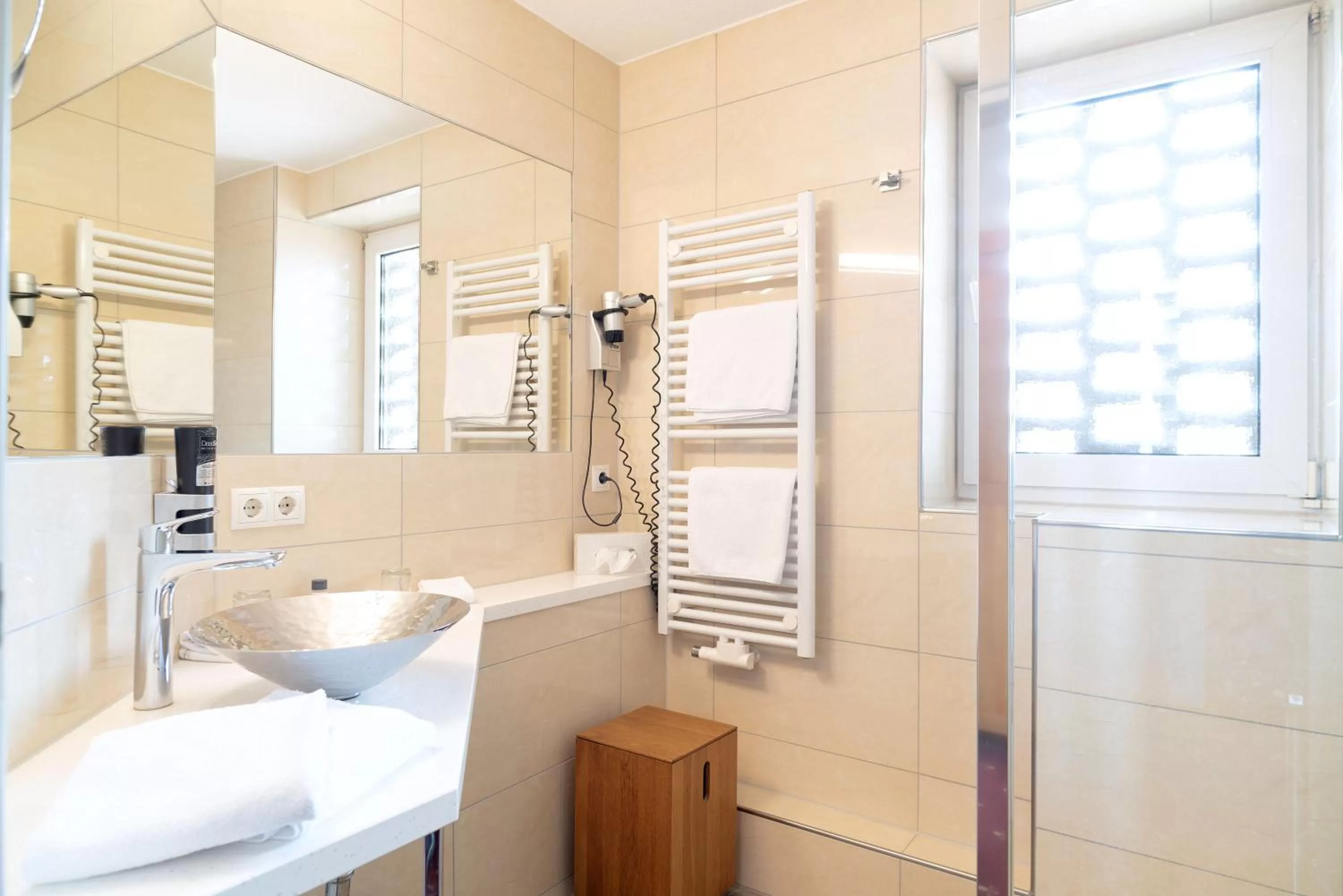 Bathroom in Waldhotel Tannenhäuschen