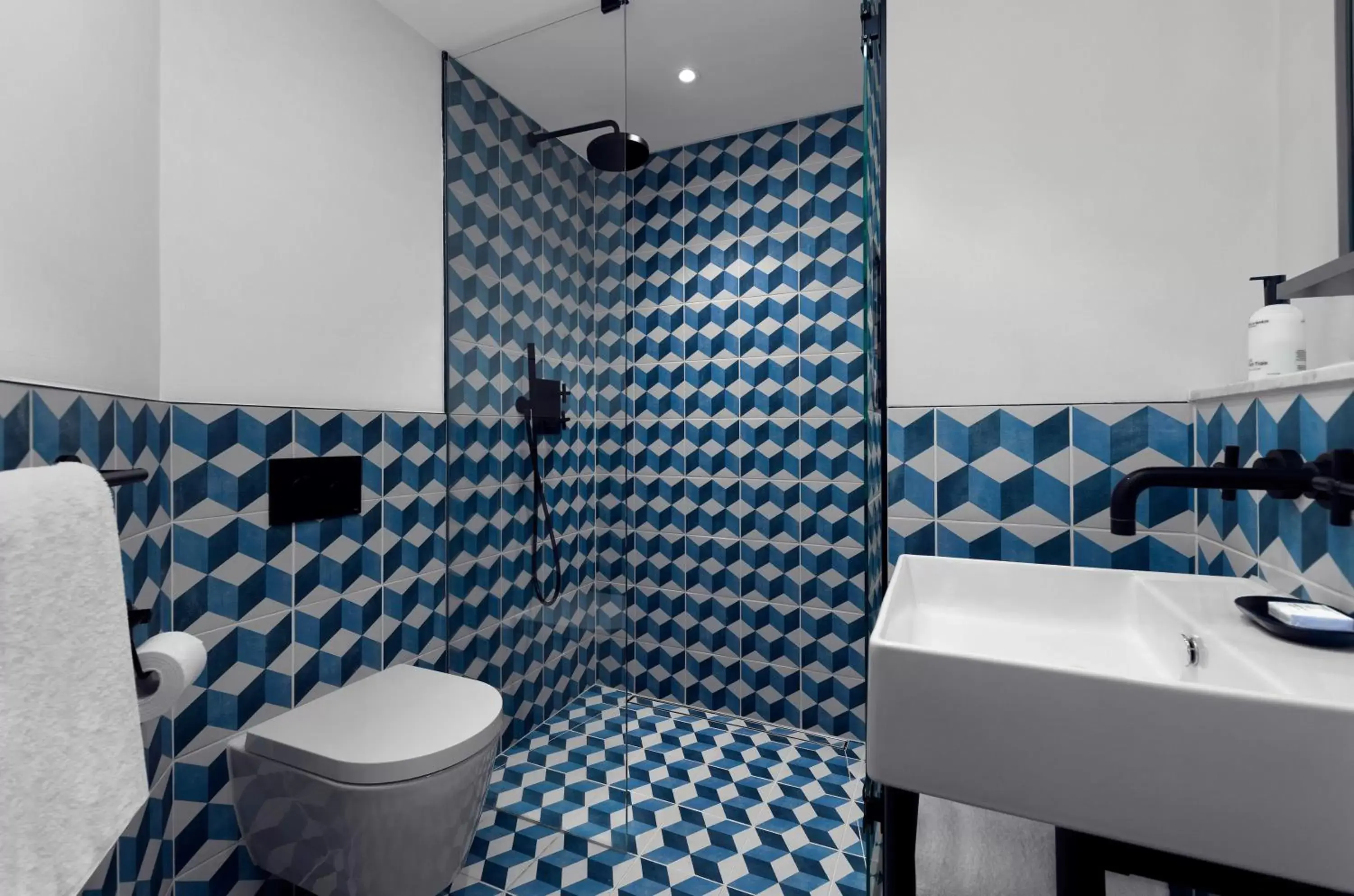 Bathroom in Kimpton De Witt Amsterdam, an IHG Hotel