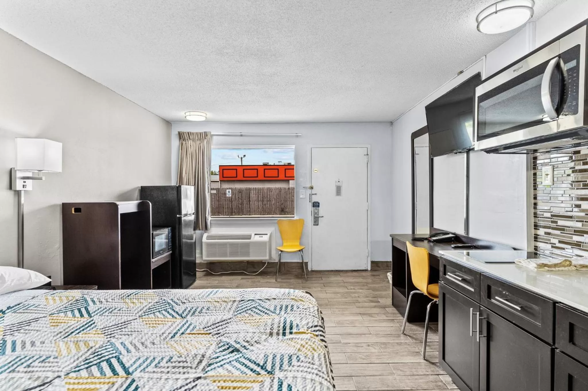 Bed in Studio 6 Wilmington, NC