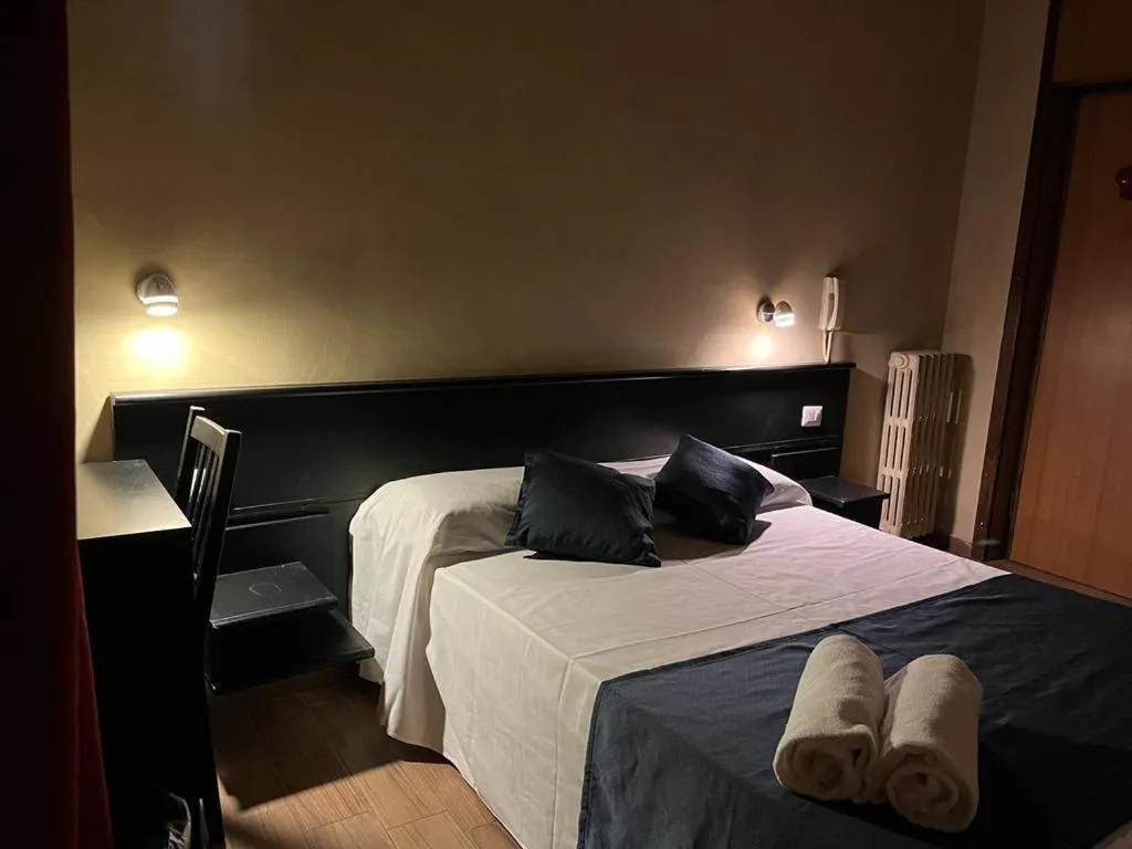 Bed in Albergo Corvetto Corso Lodi