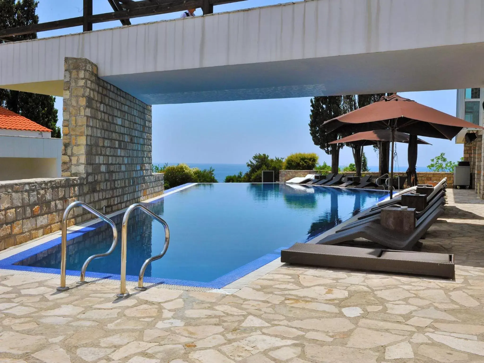 Swimming Pool in Avala Resort & Villas