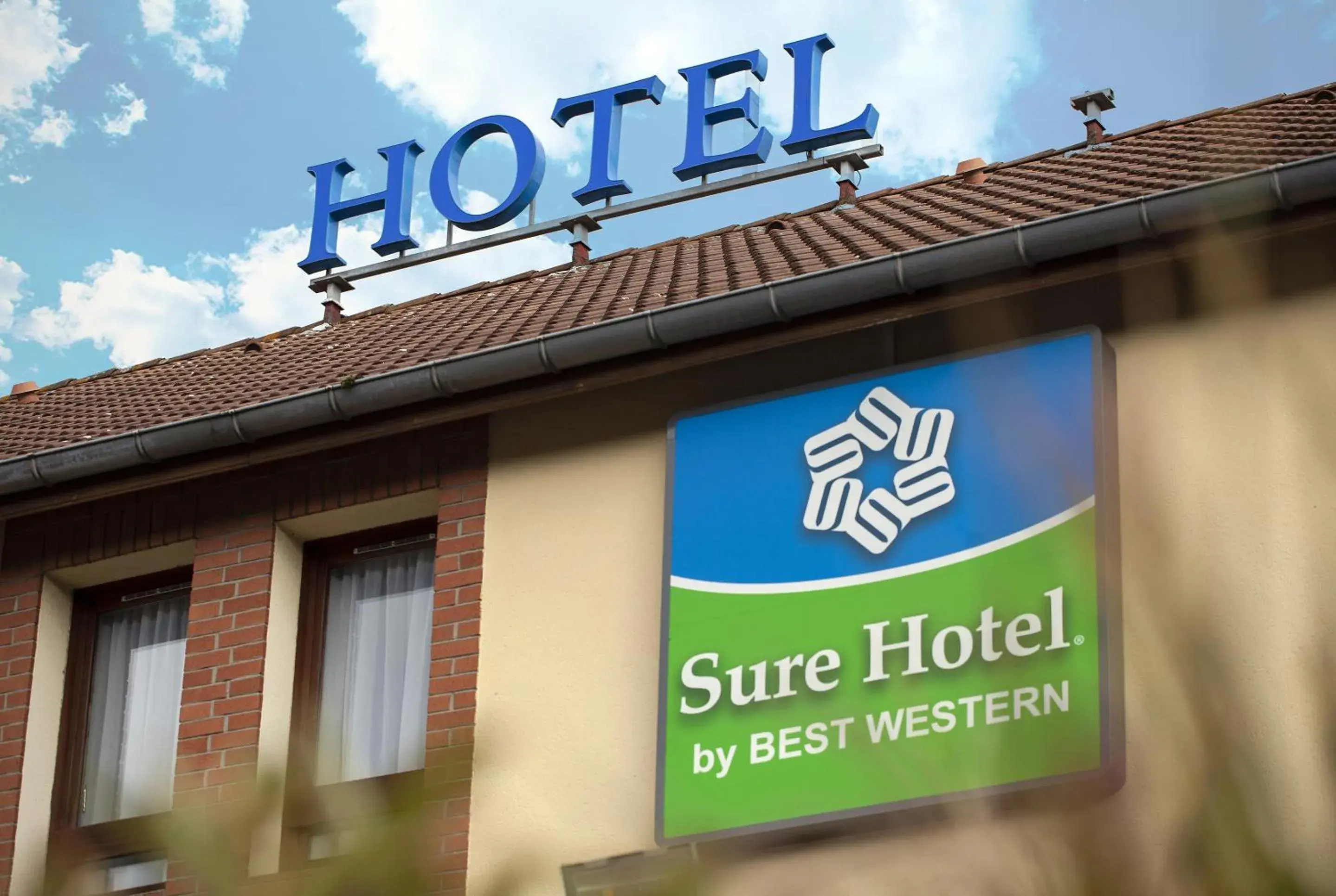 Property building, Property Logo/Sign in Sure Hotel by Best Western Lille Tourcoing