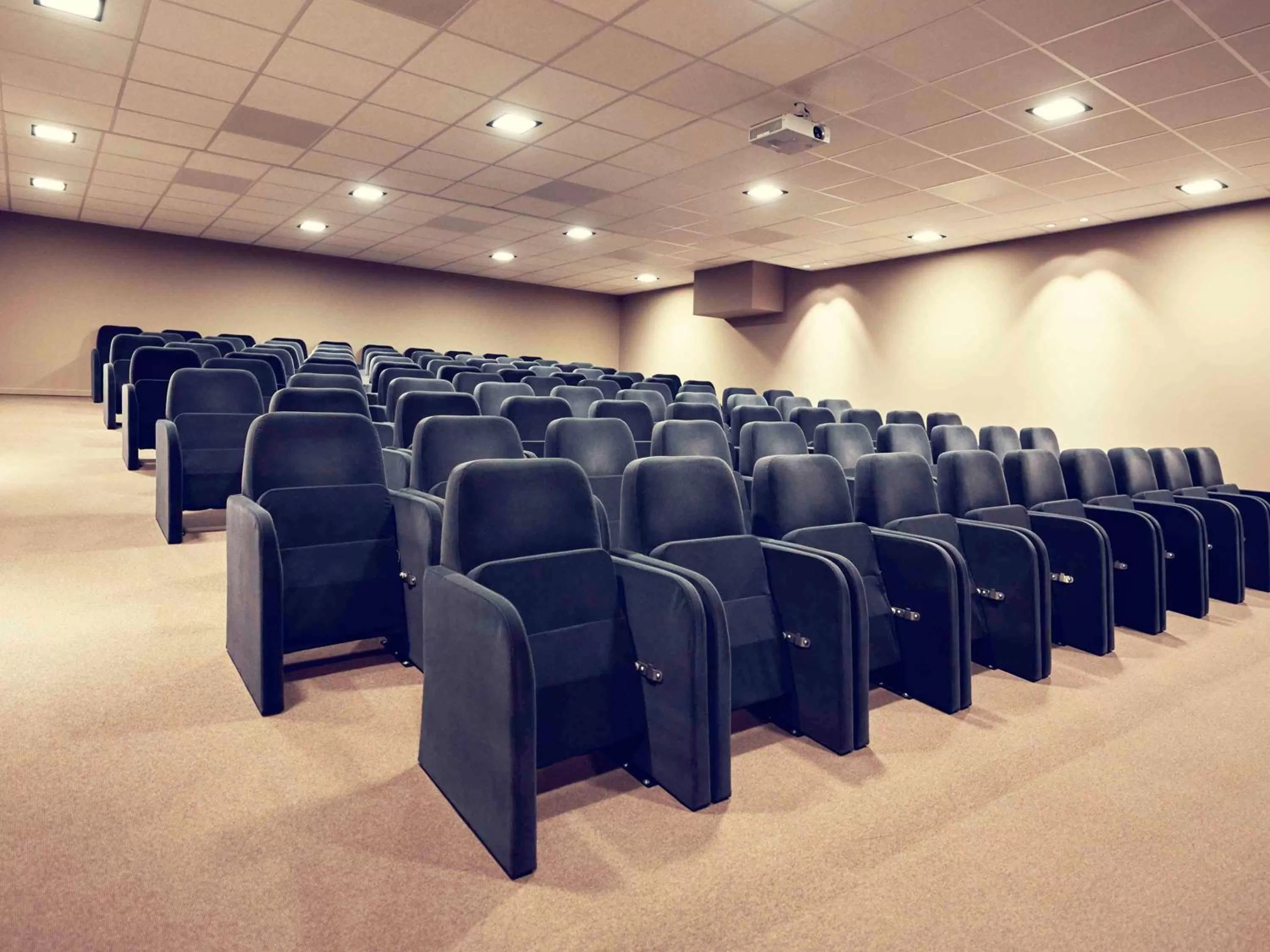 On site in Mercure Roeselare