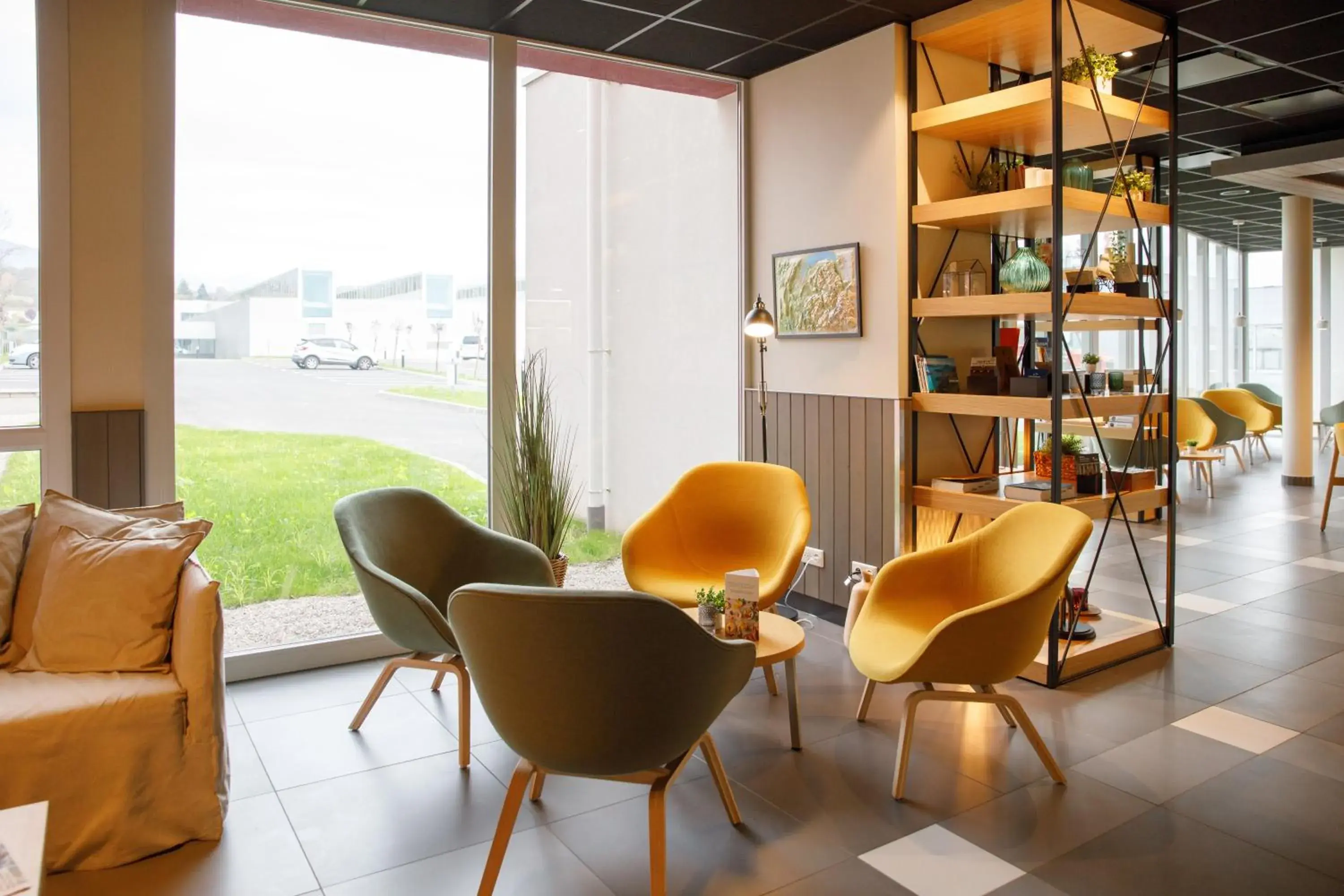 Lounge or bar in Campanile Findrol Annemasse Savoie Leman