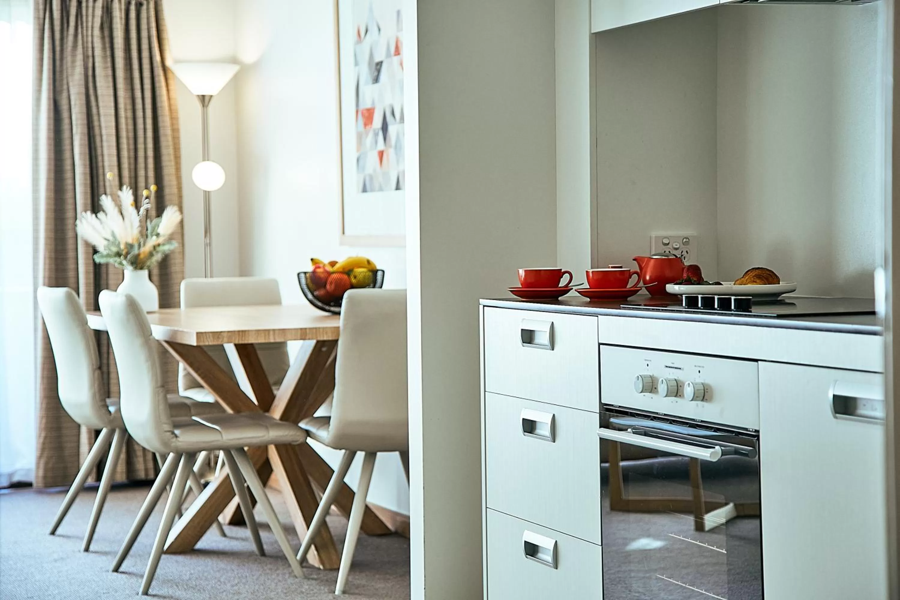 Kitchen or kitchenette in Salamanca Inn