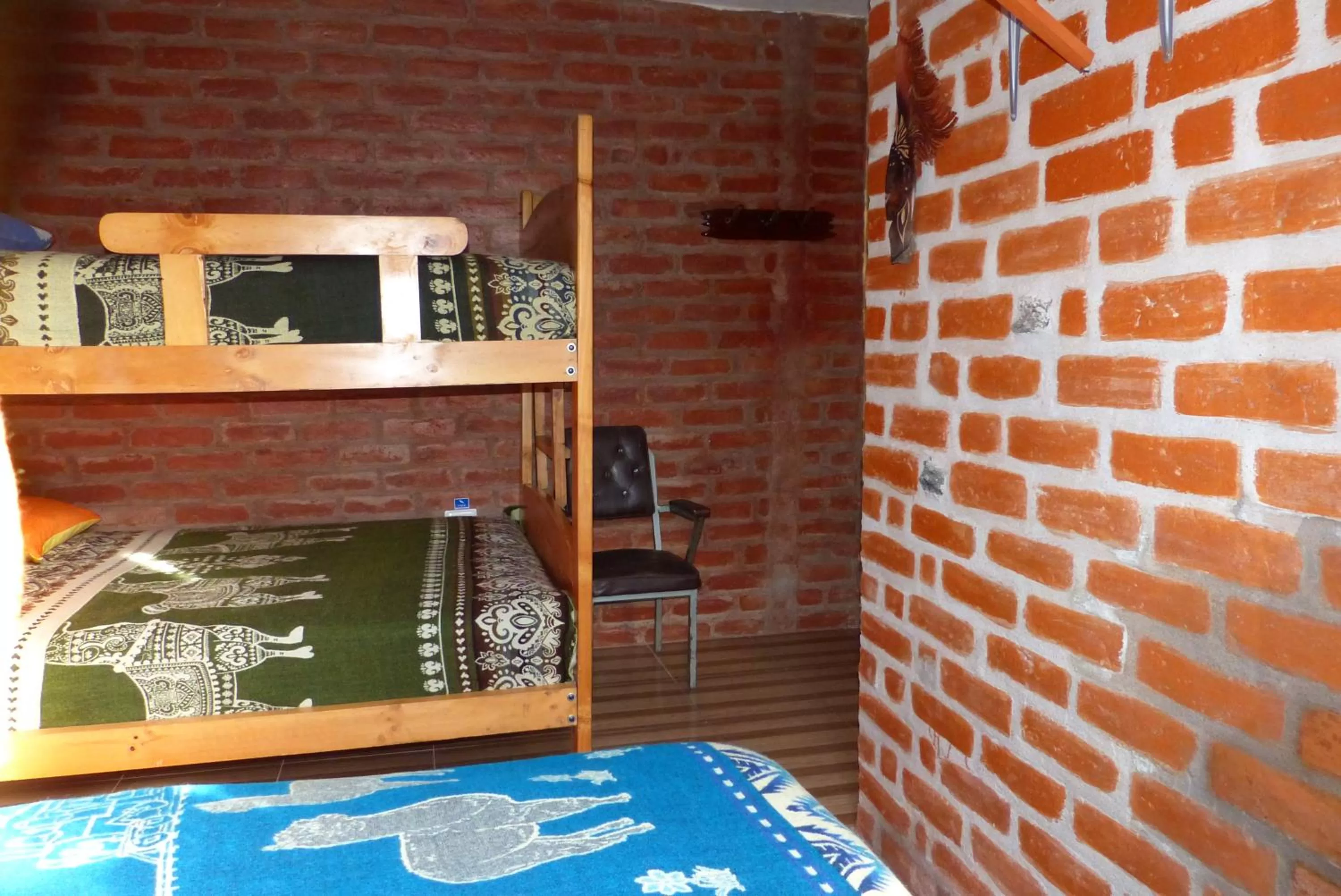 Photo of the whole room in Hostal La Casa Amarilla City