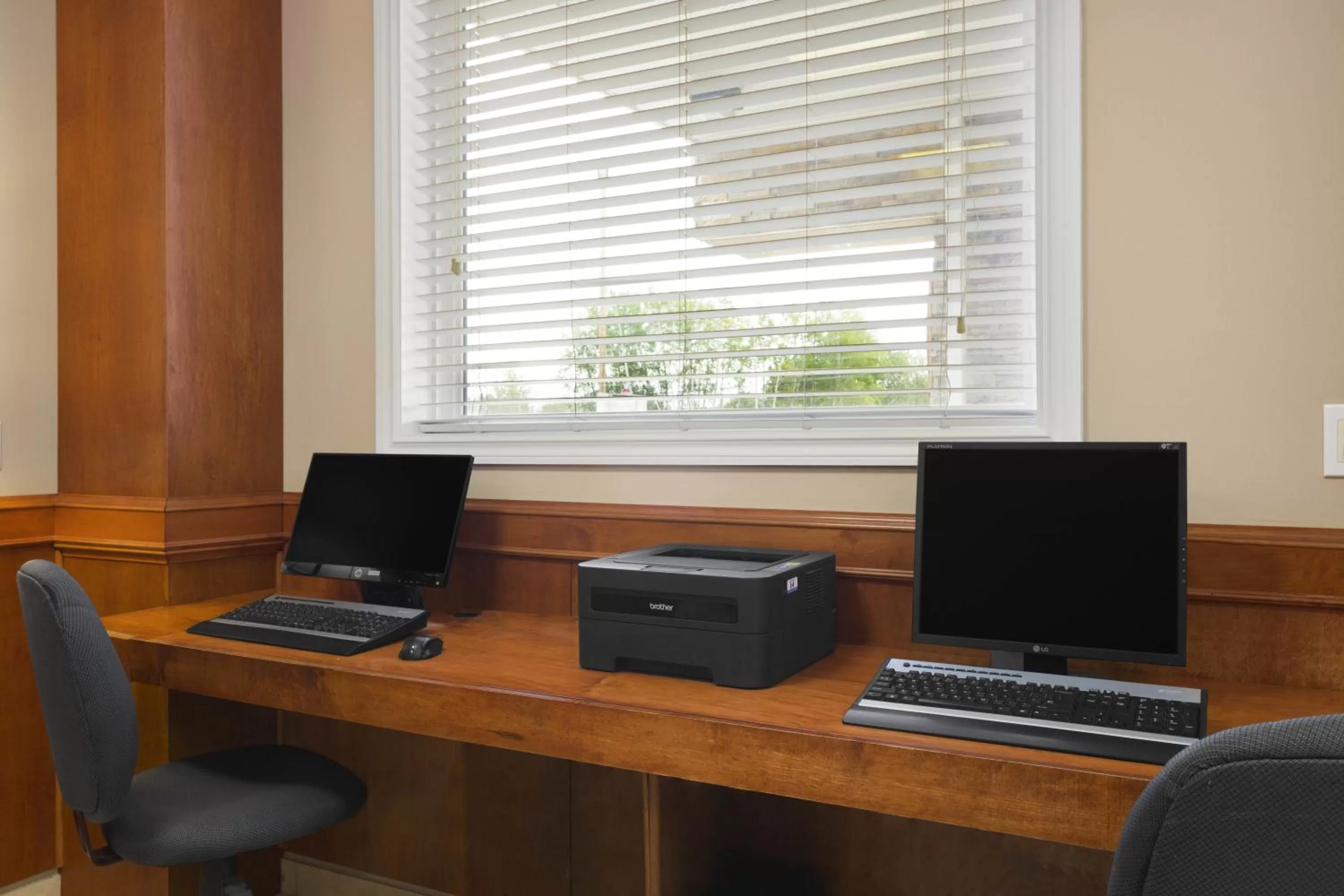 Business facilities in Days Inn by Wyndham Chetwynd