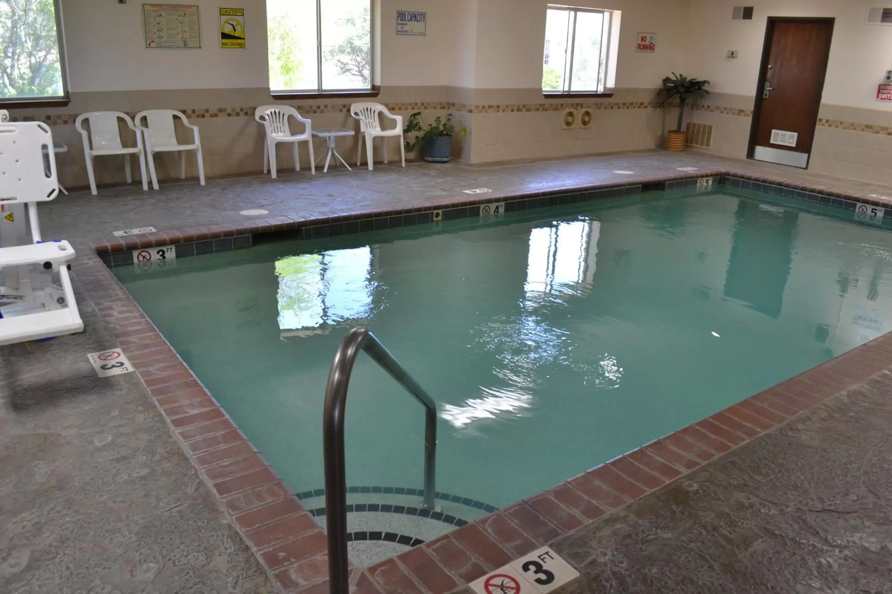 Pool view, Swimming Pool in Super 8 by Wyndham Roswell