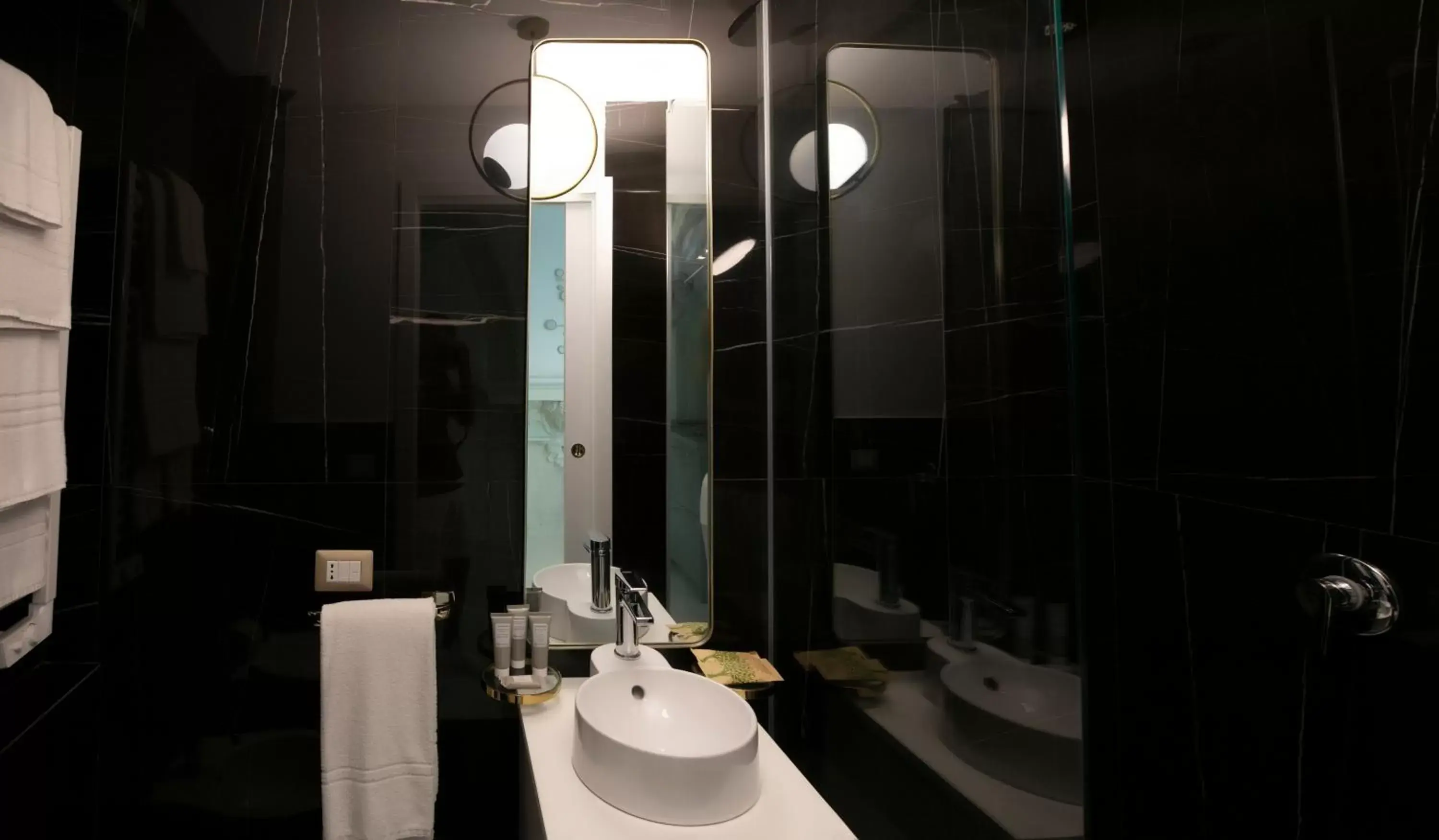 Bathroom in Azzoli Trapani - Apartments&Skypool - Adults Only