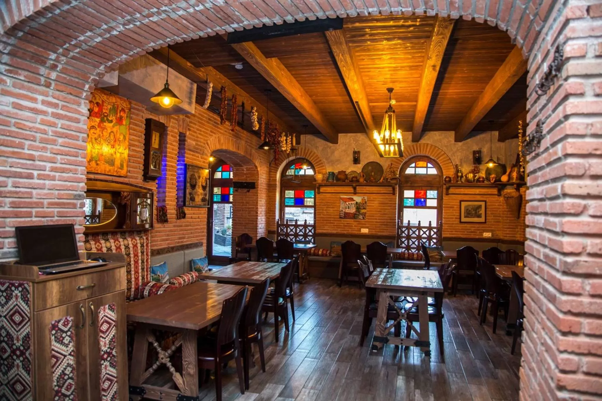 Restaurant/places to eat in Hotel Aivani Old Tbilisi