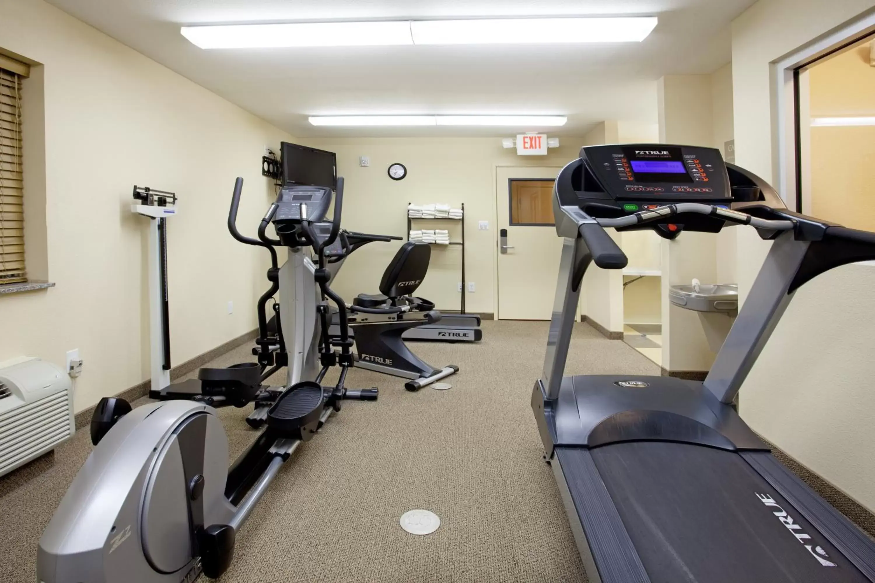 Spa and wellness centre/facilities, Fitness Center/Facilities in Candlewood Suites Lake Charles-Sulphur, an IHG Hotel