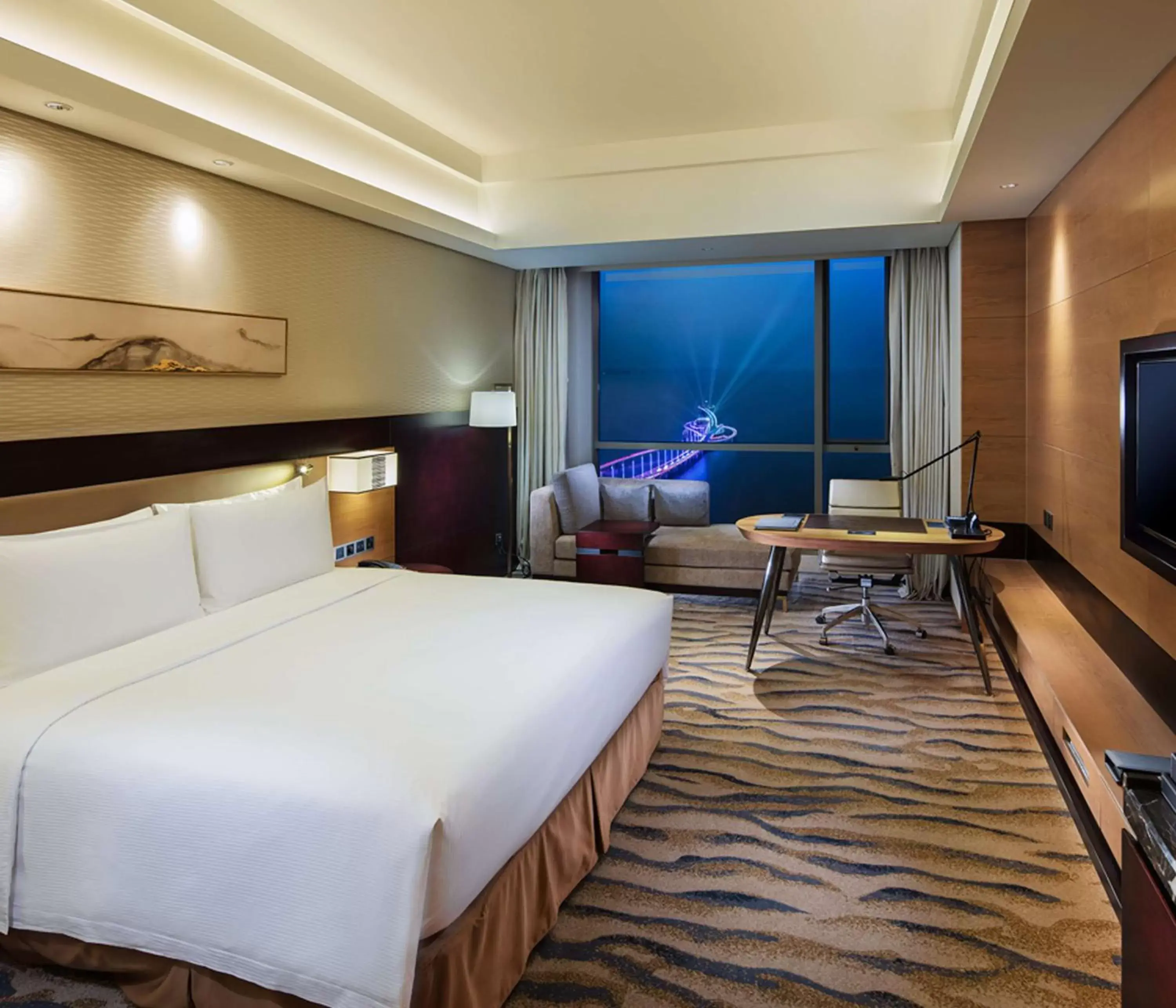 Bedroom in Hilton Yantai Golden Coast