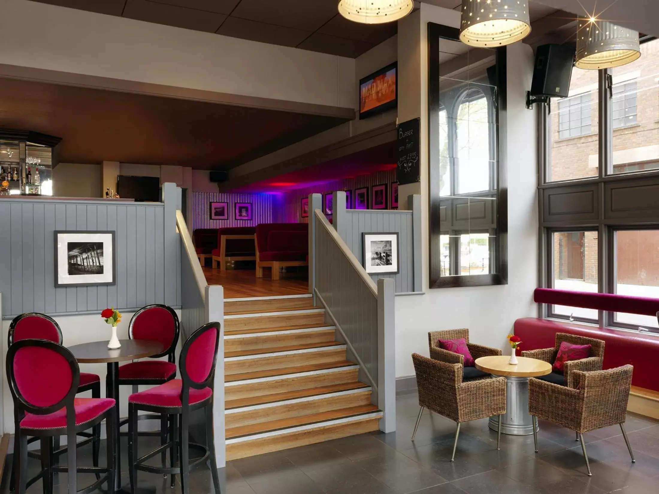 Lounge or bar, Restaurant/Places to Eat in The Bristol Hotel