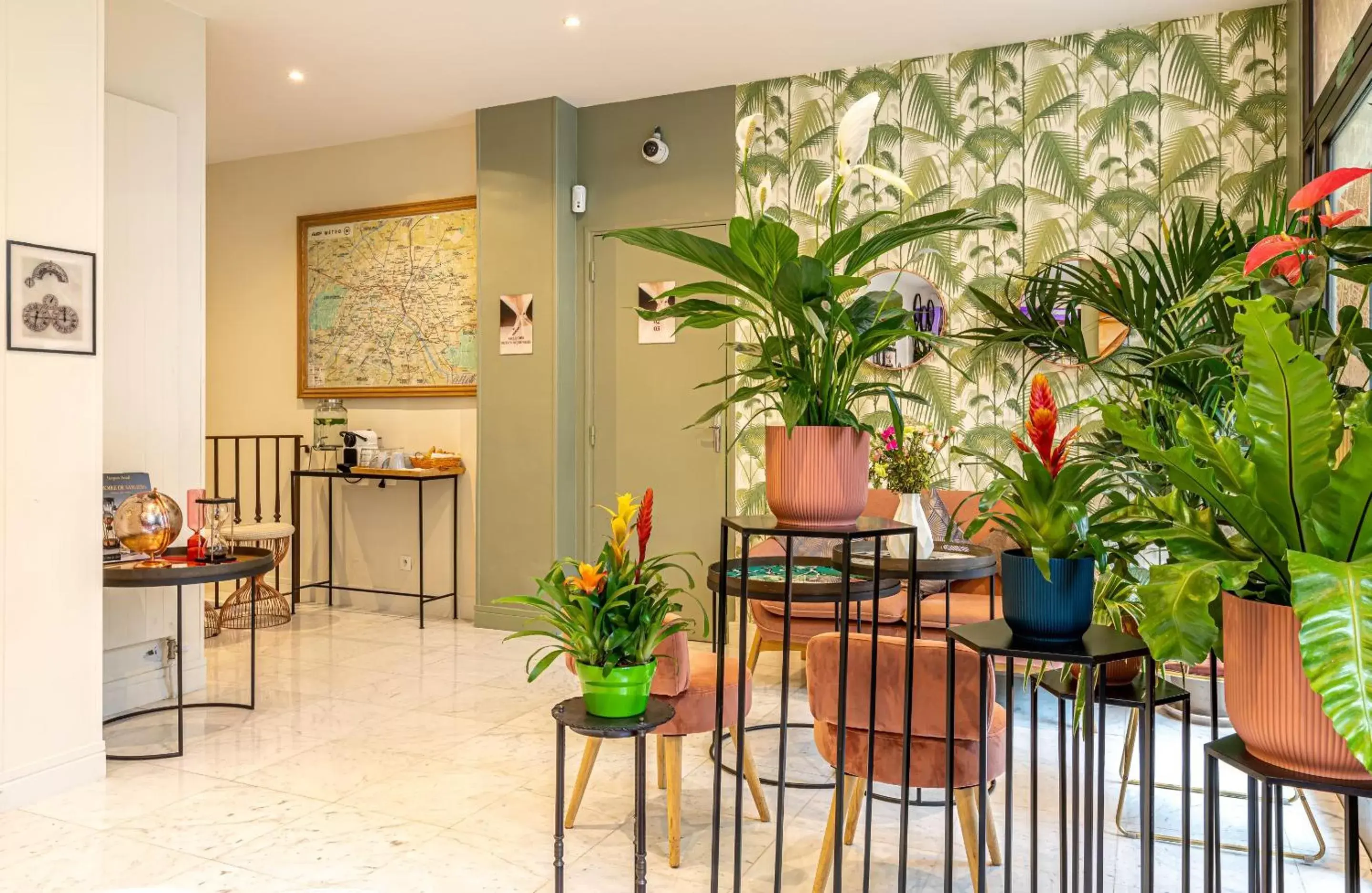 Lobby or reception, Lobby/Reception in Hotel Ariane Montparnasse by Patrick Hayat