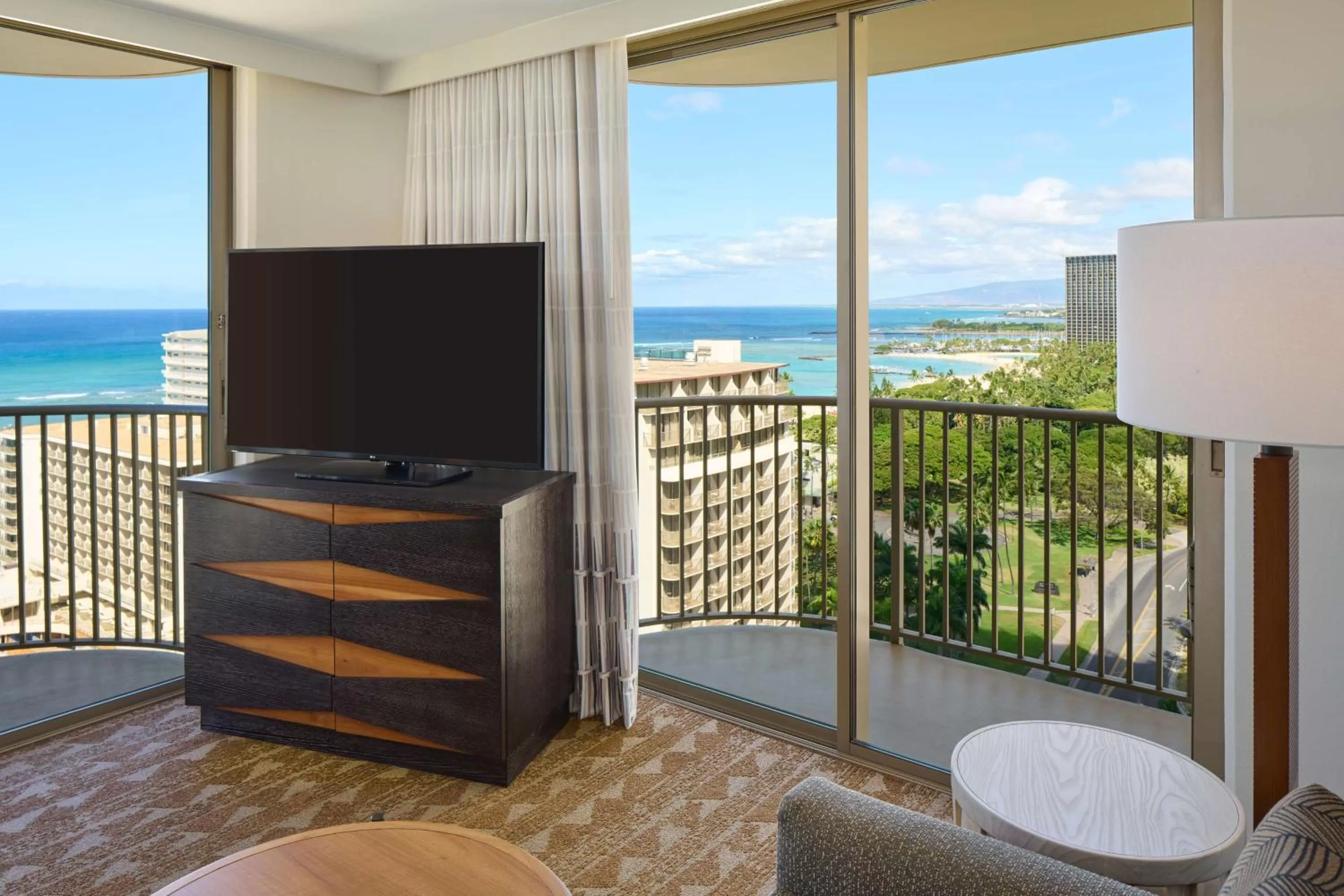 Living room in Embassy Suites by Hilton Waikiki Beach Walk