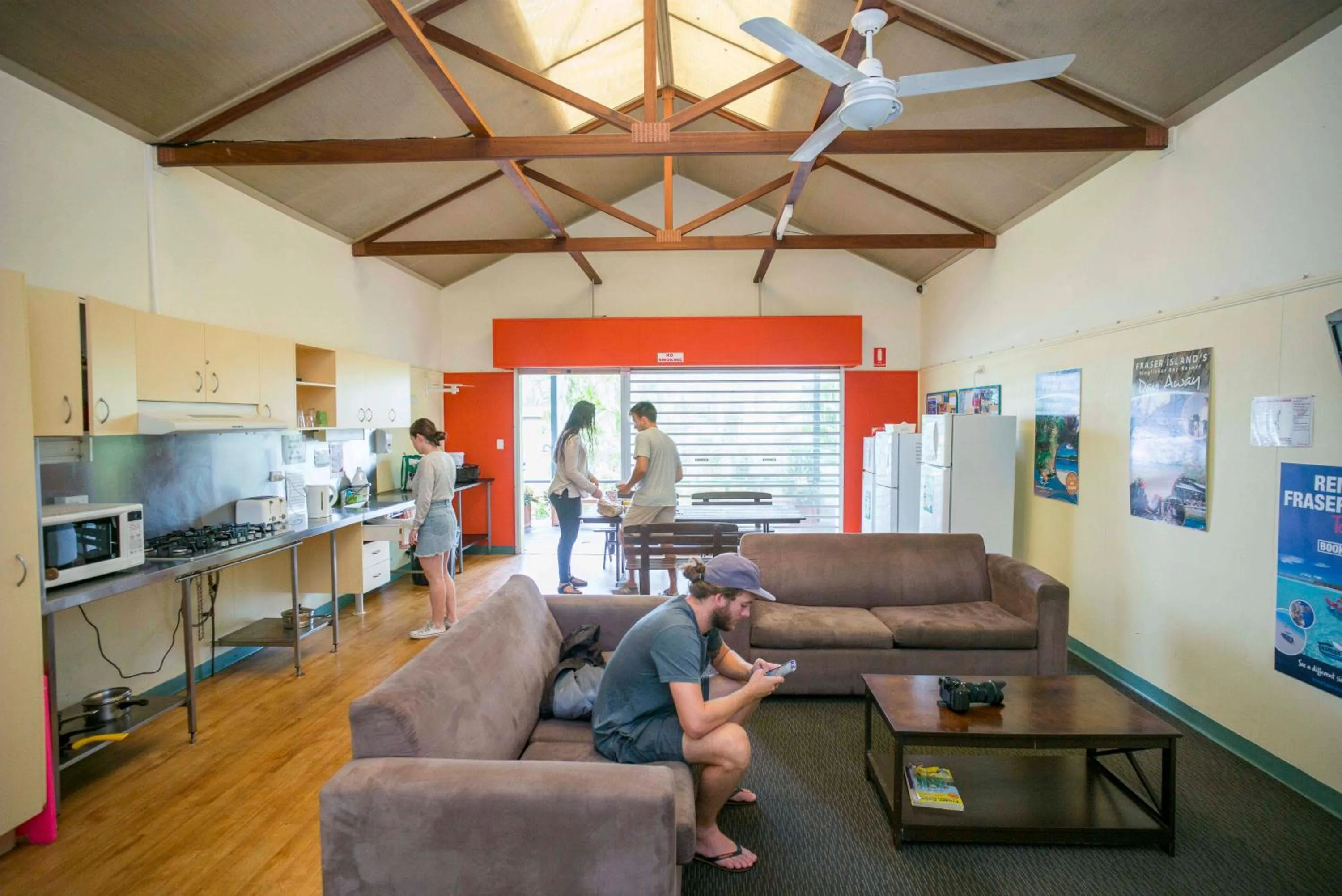 Communal lounge/ TV room in Colonial Village Resort
