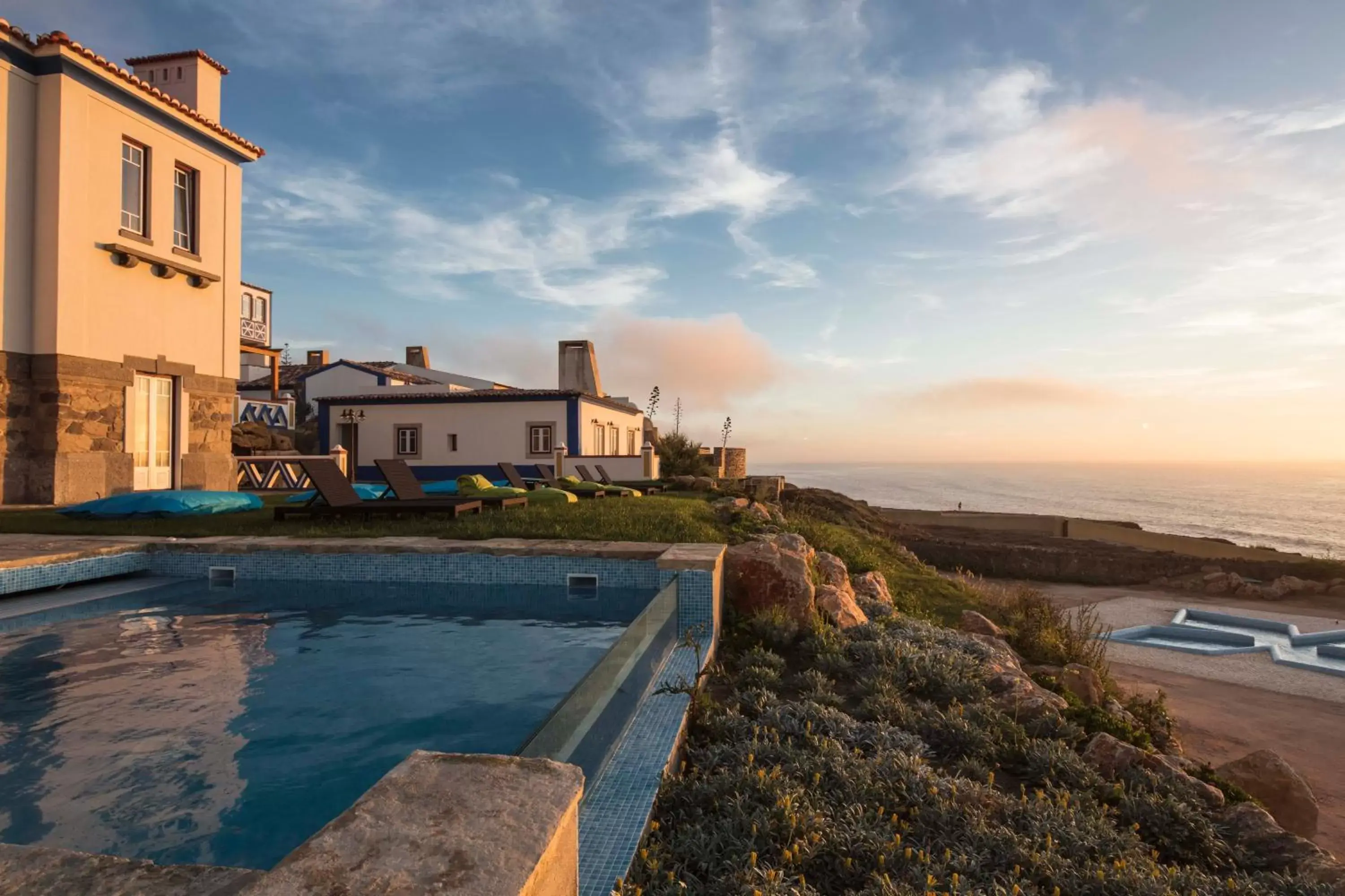 Swimming Pool in Chalet O Amorzinho Sintra Praia