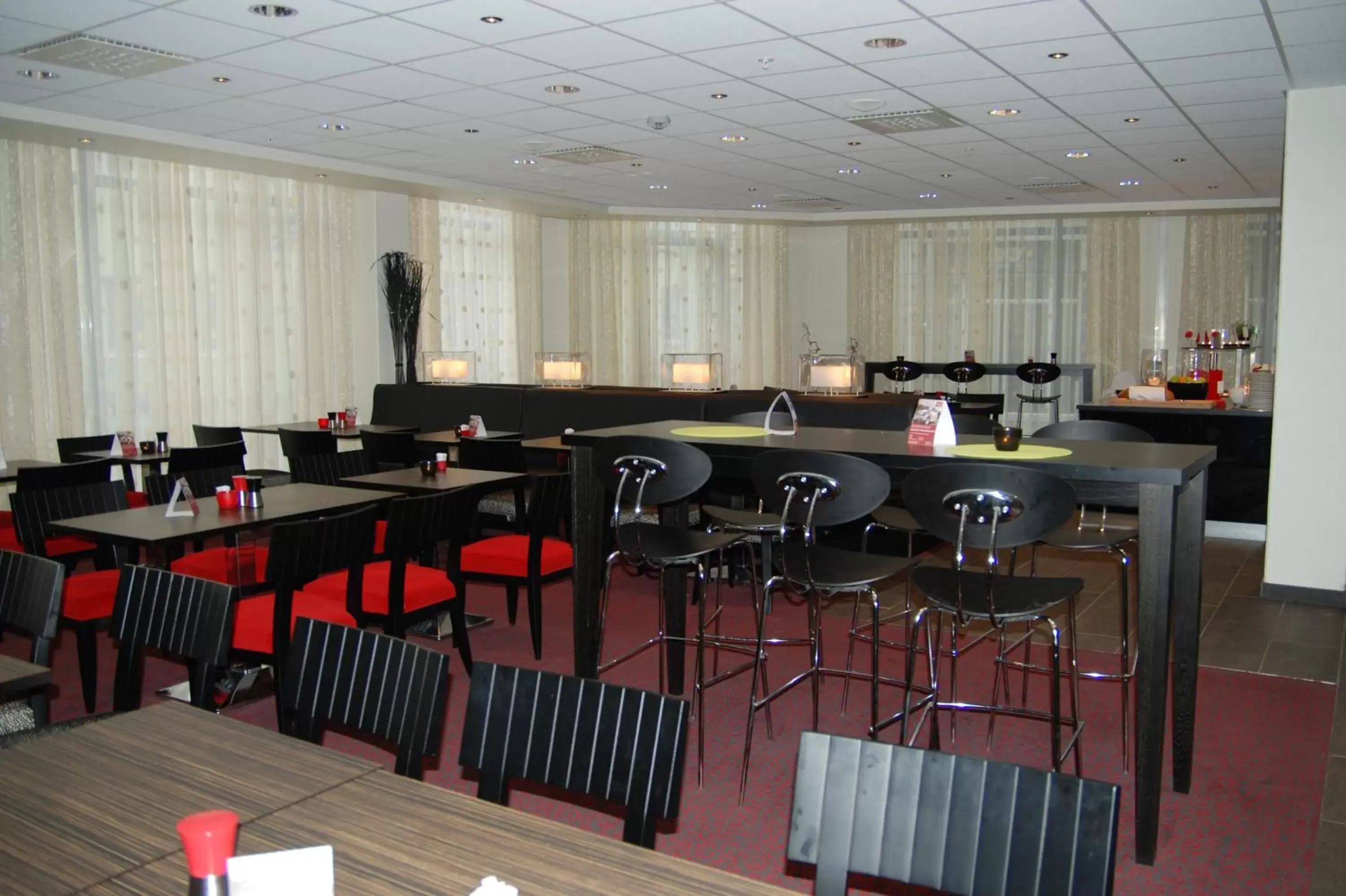 Lounge or bar, Restaurant/Places to Eat in Clarion Collection Hotel Grand Olav