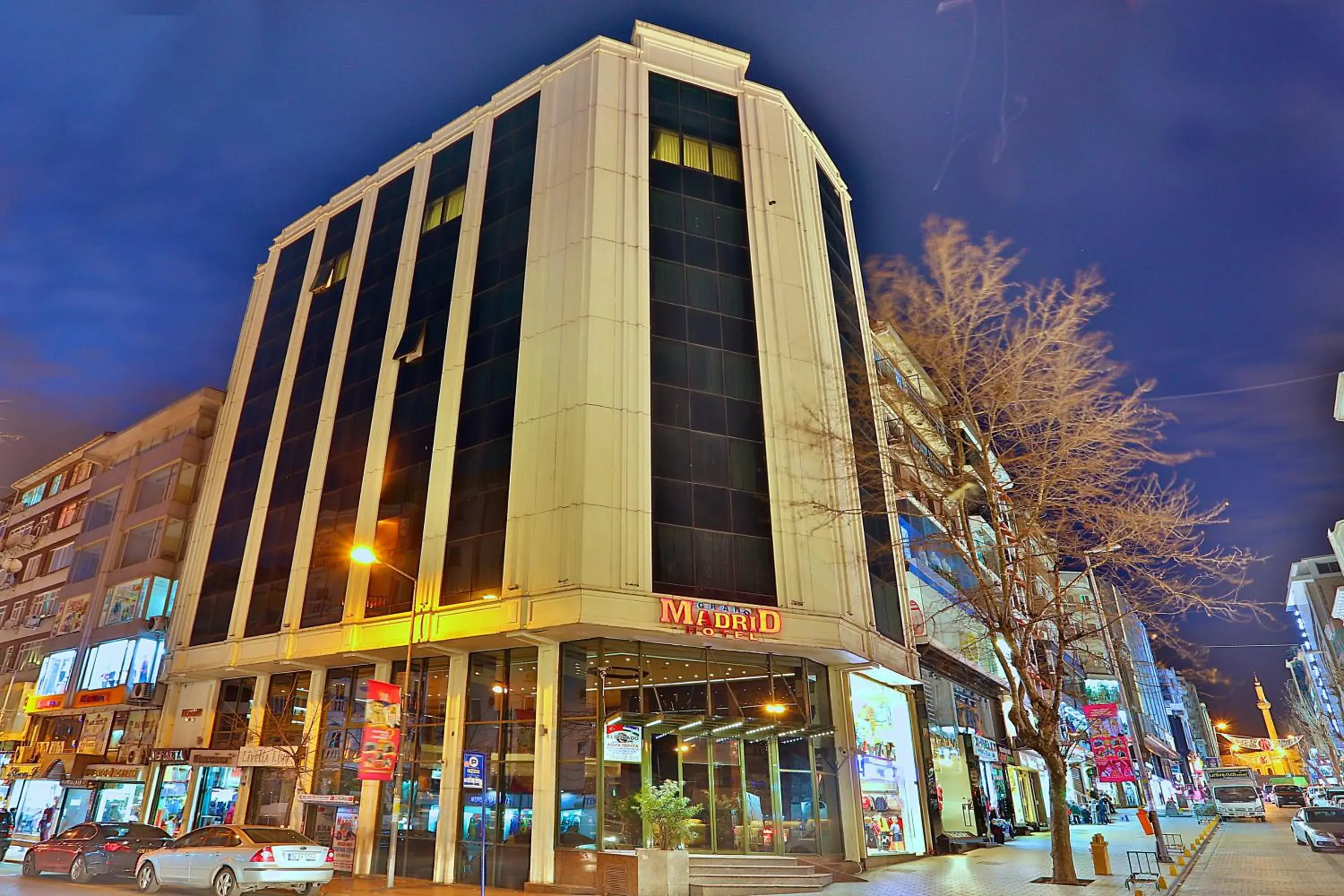 Facade/entrance, Property Building in Grand Madrid Hotel