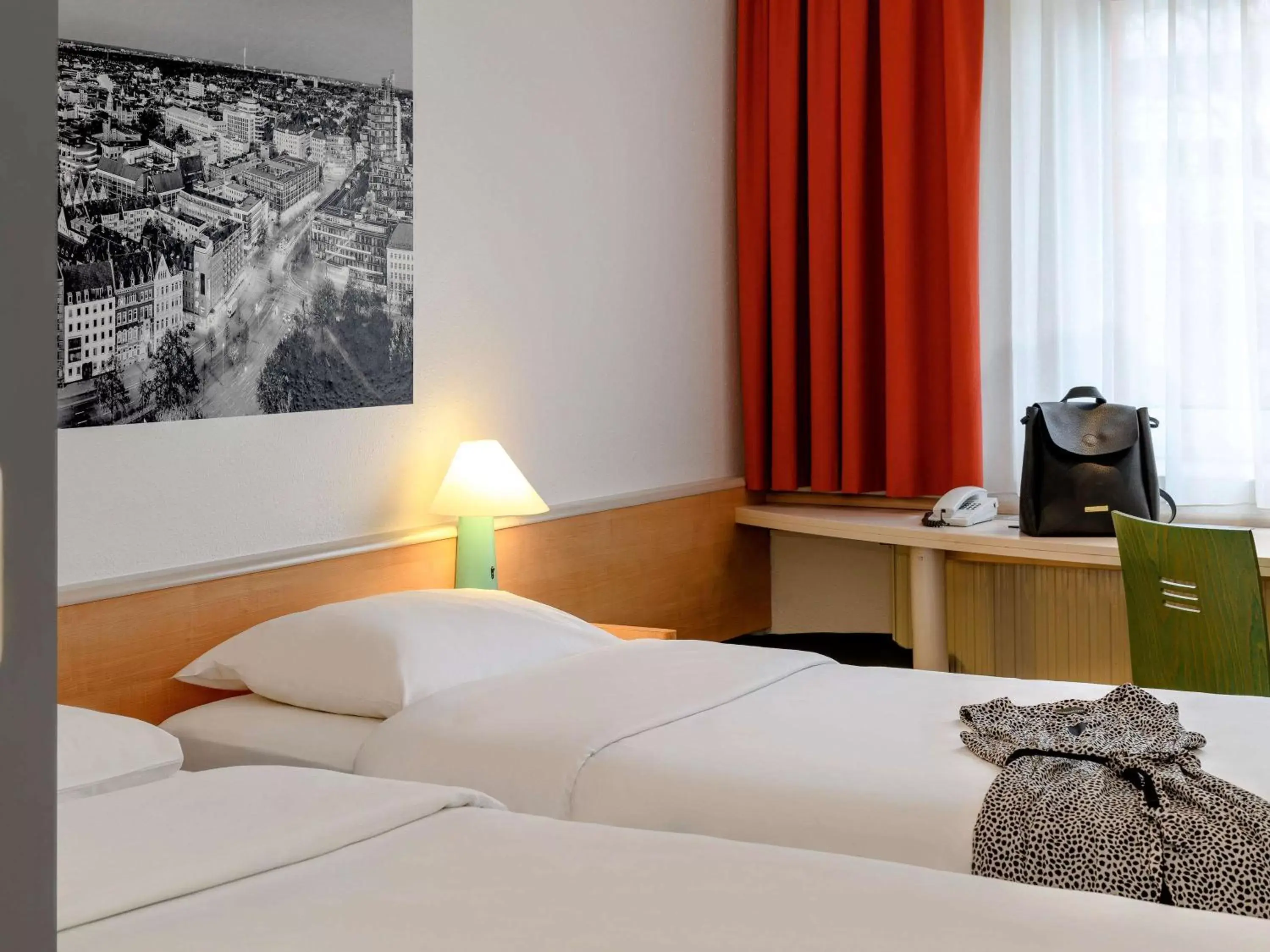 Photo of the whole room, Bed in ibis Hotel Hannover Medical Park