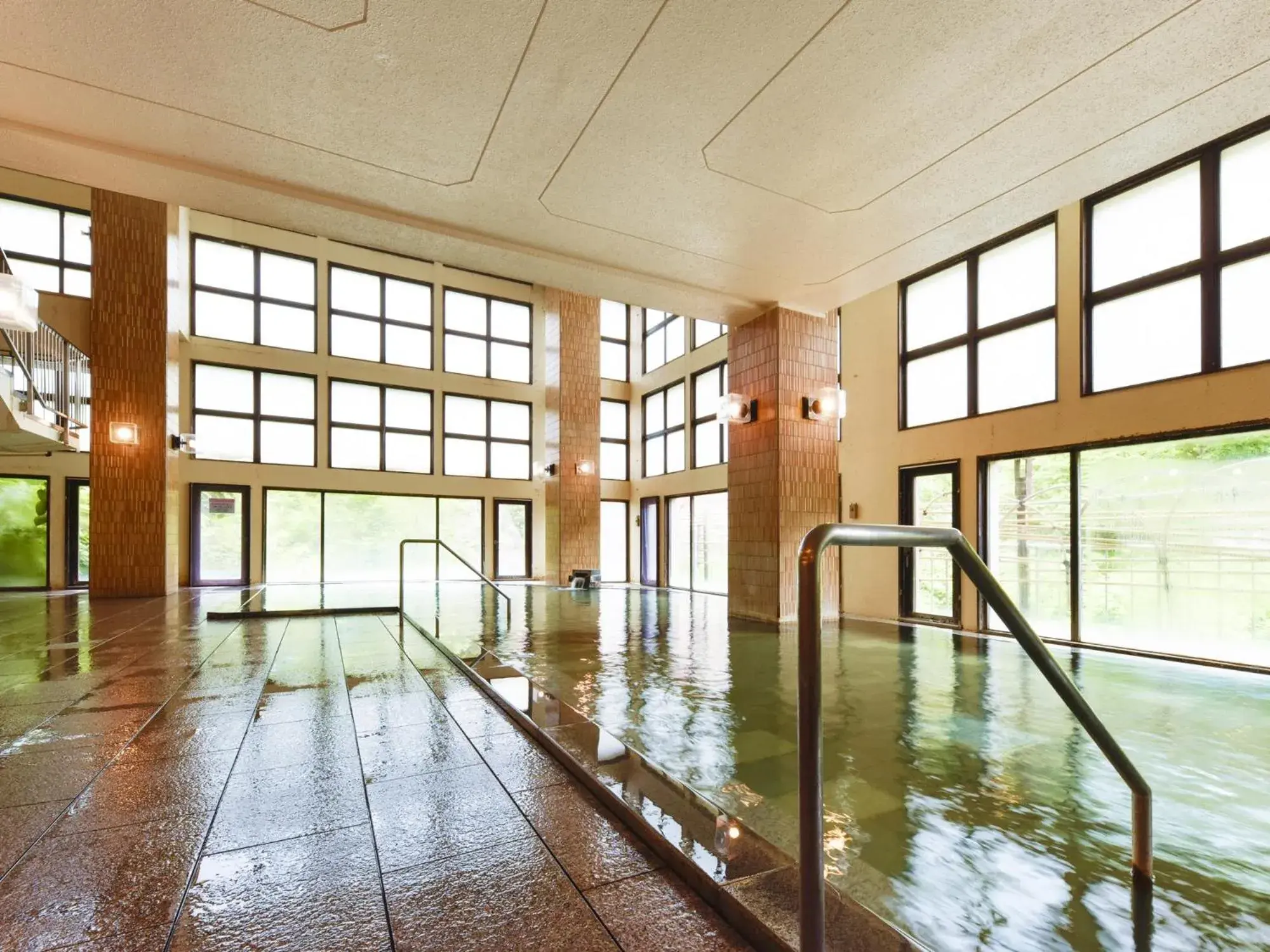 Hot Spring Bath in Hotel Shikanoyu