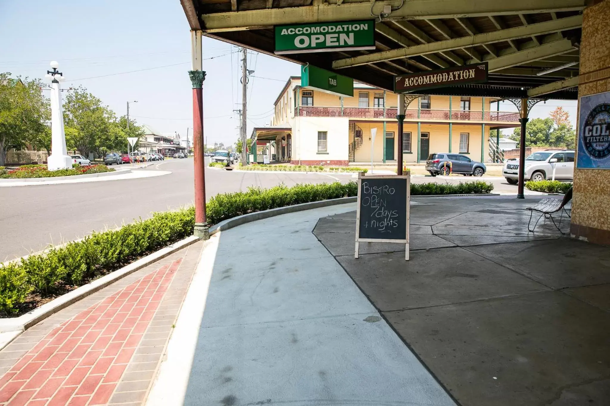 Facade/entrance in Bank Hotel Dungog