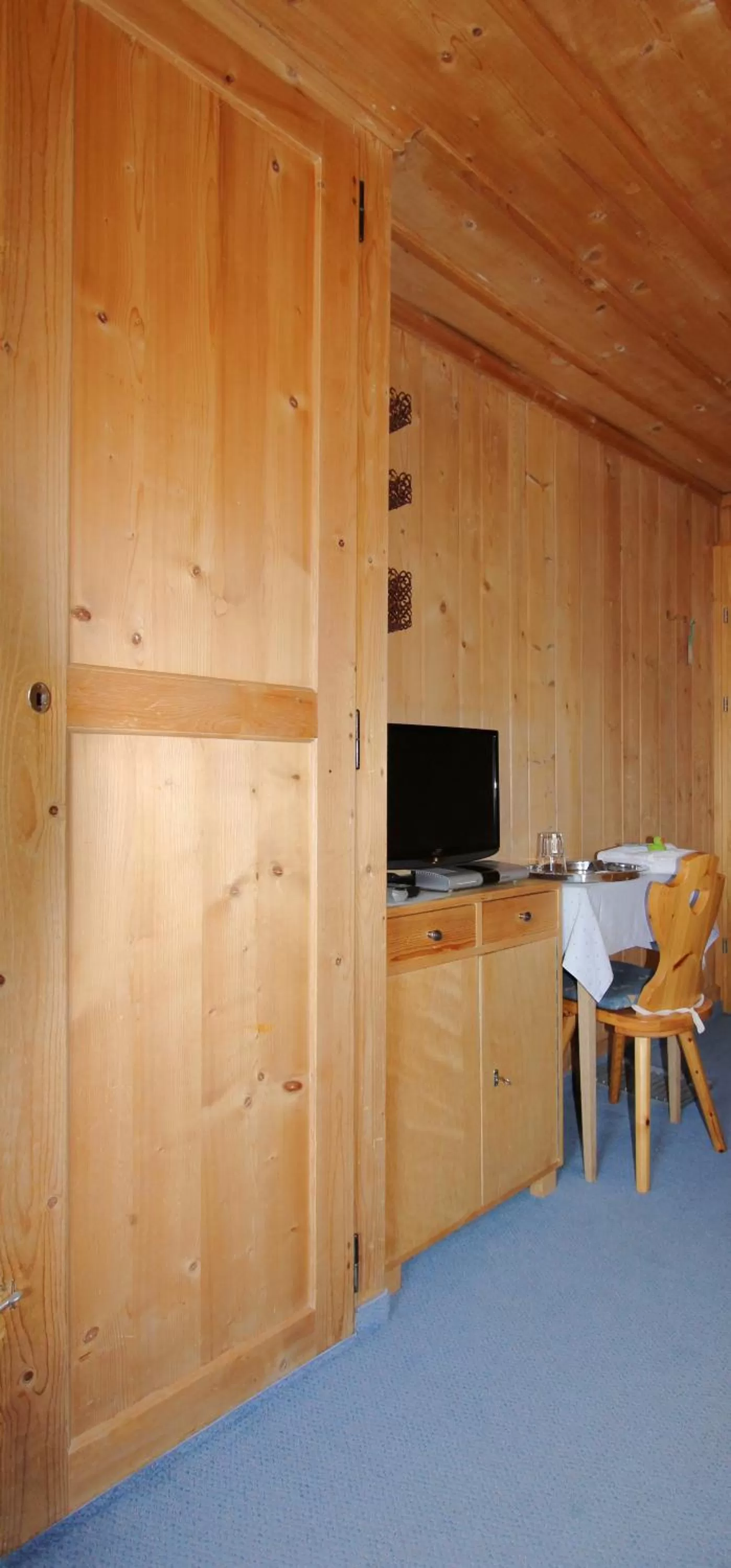 Decorative detail, TV/Entertainment Center in Pension Mezzaprada