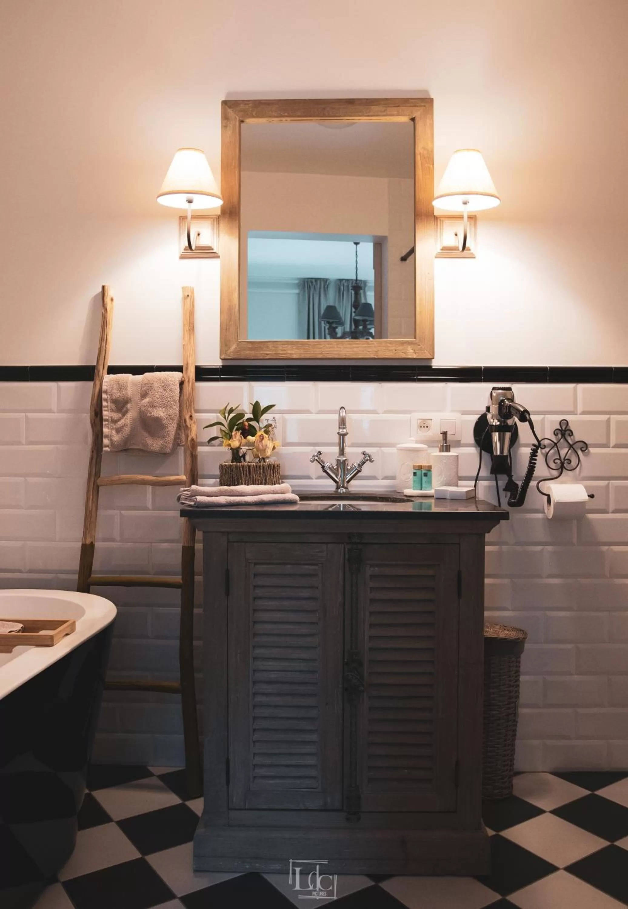 Bathroom in La Forteresse