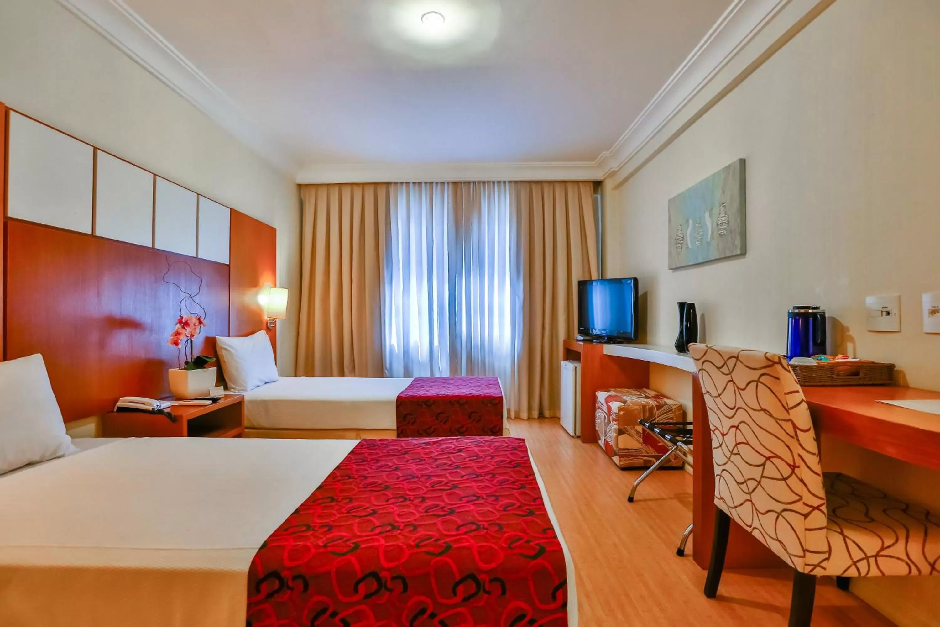 Photo of the whole room, Bed in Dubai Macaé by Atlântica