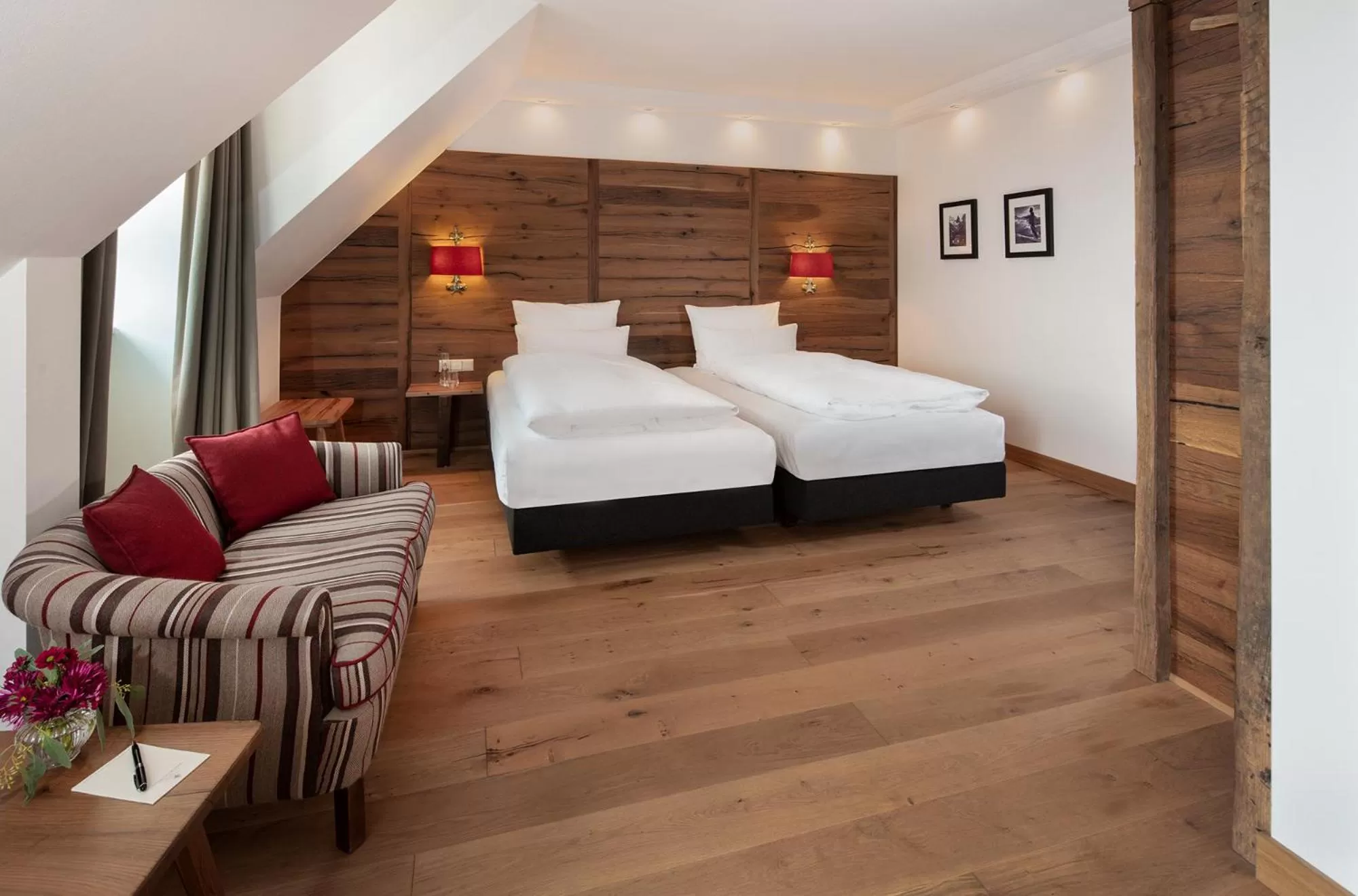 Bed in Eden Hotel Wolff