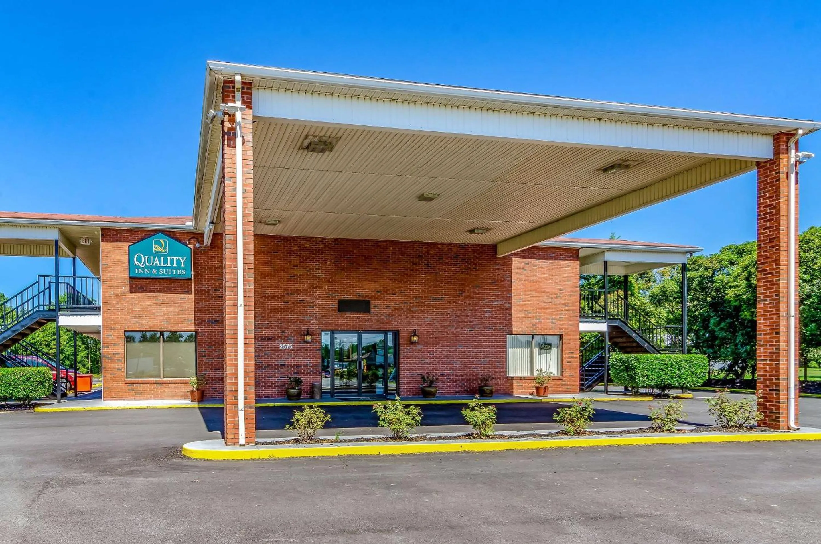 Property building in Quality Inn & Suites Creedmoor - Butner