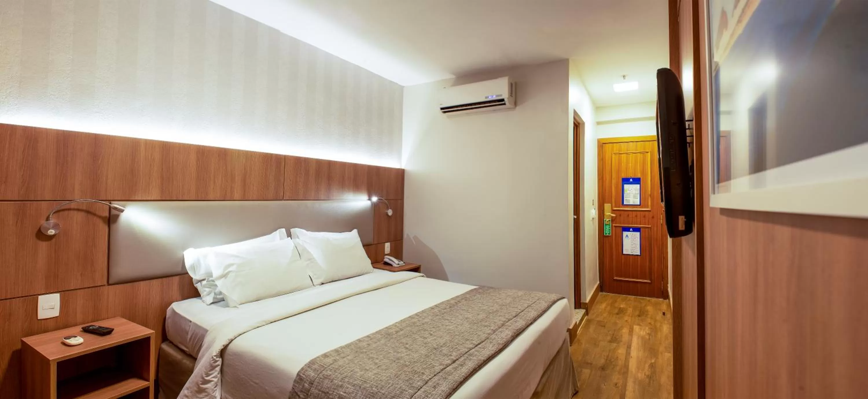 Bedroom, Bed in Hotel Astoria Copacabana