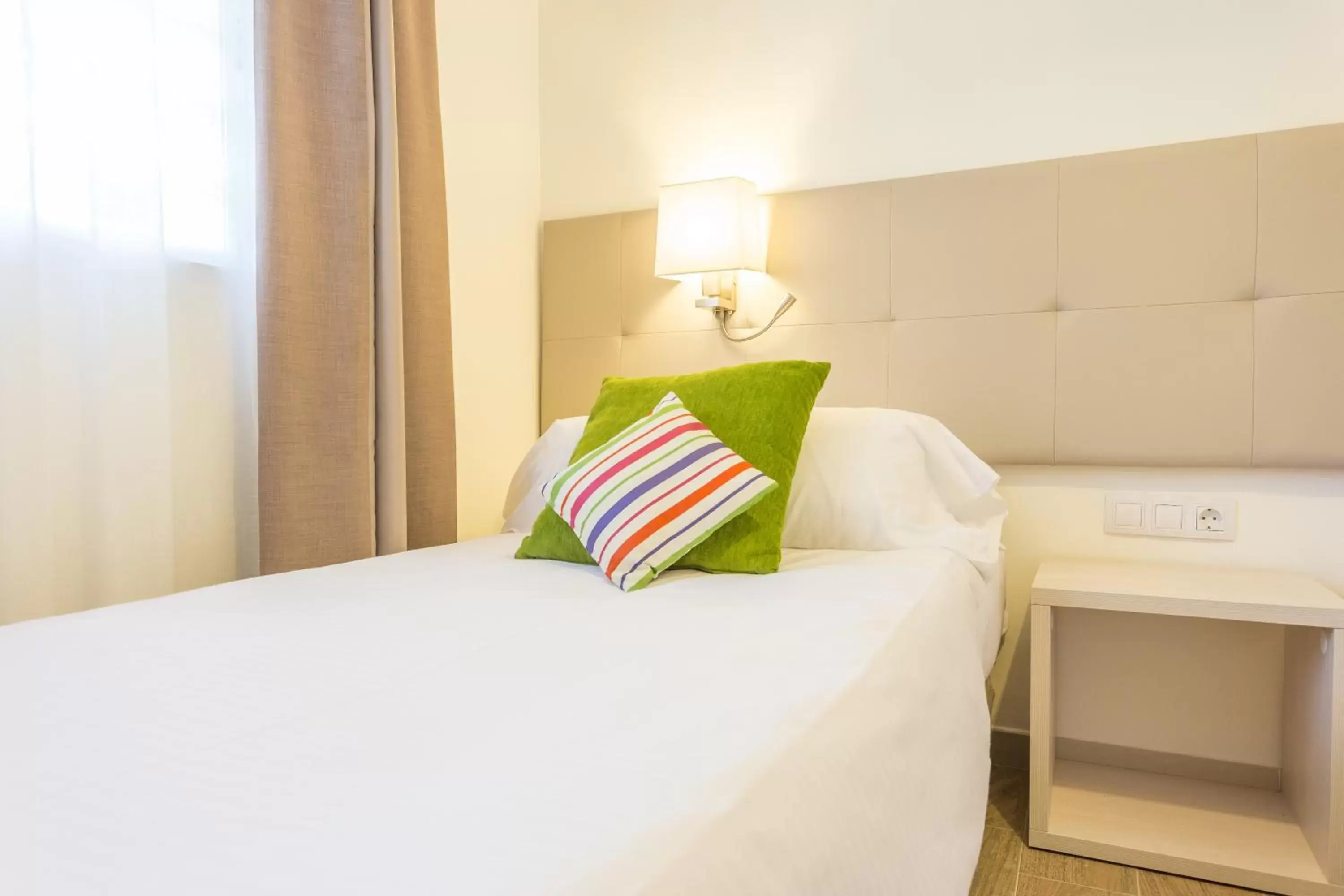 Bedroom, Bed in Ferrer Janeiro Hotel & Spa