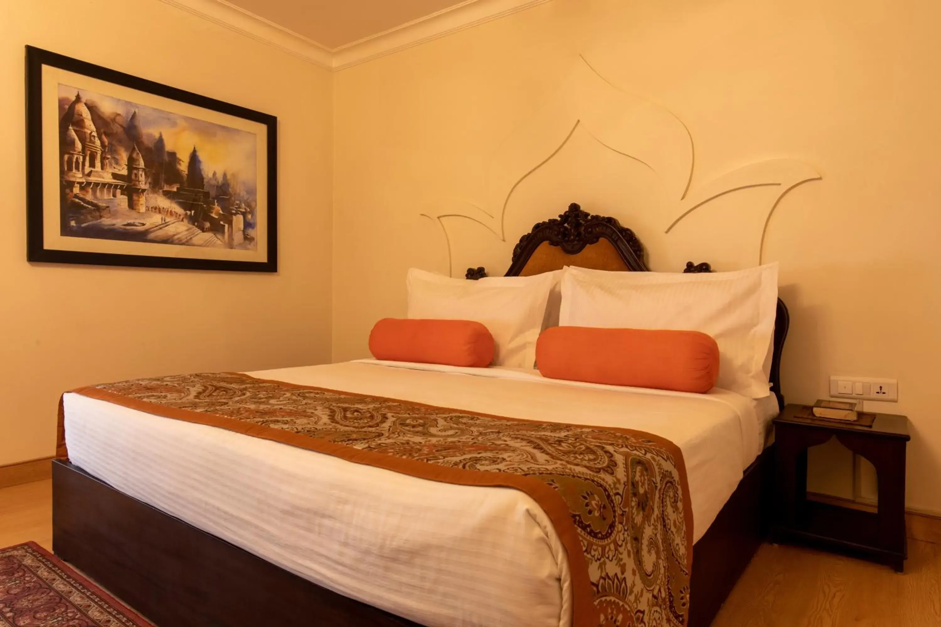 Bed in Suryauday Haveli - An Amritara Resort