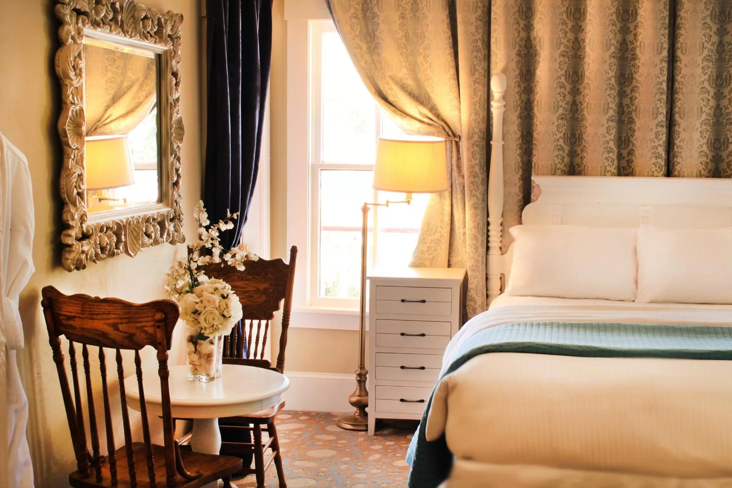 Bedroom, Bed in The Riverview Hotel - New Smyrna Beach