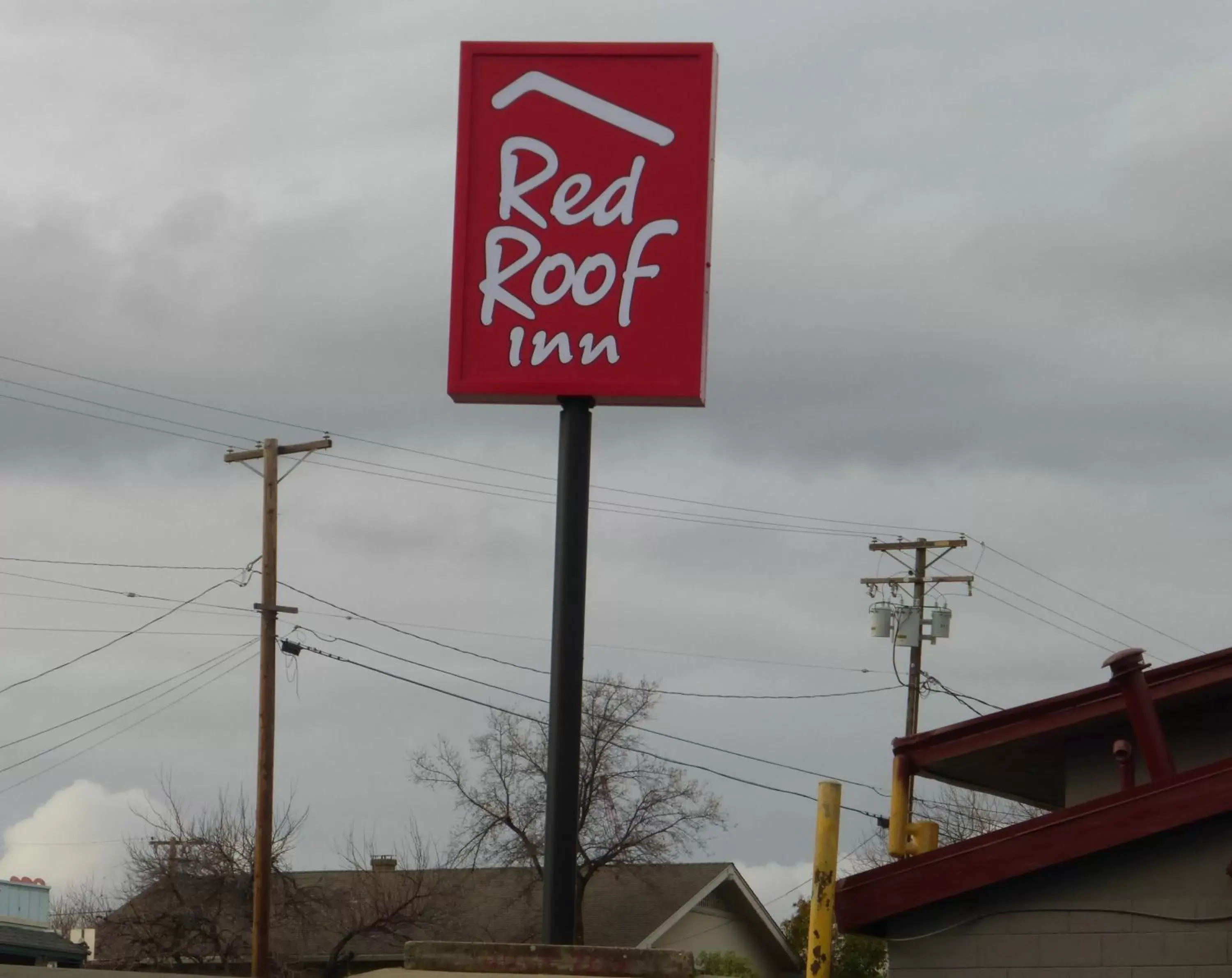 Property building in Red Roof Inn Redding
