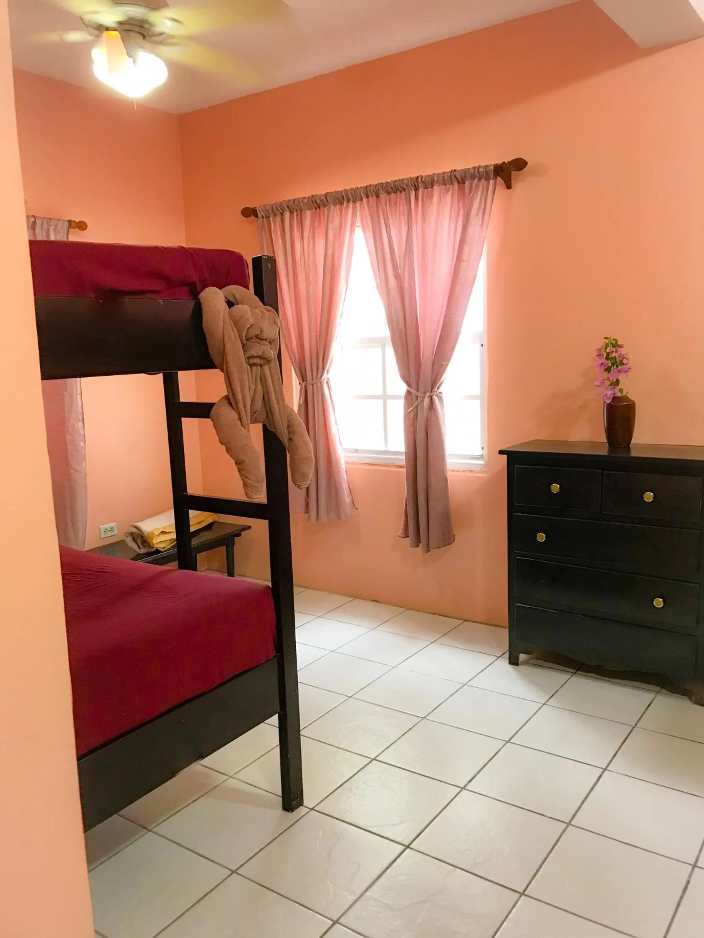 Decorative detail, Bed in Tropical Paradise Express