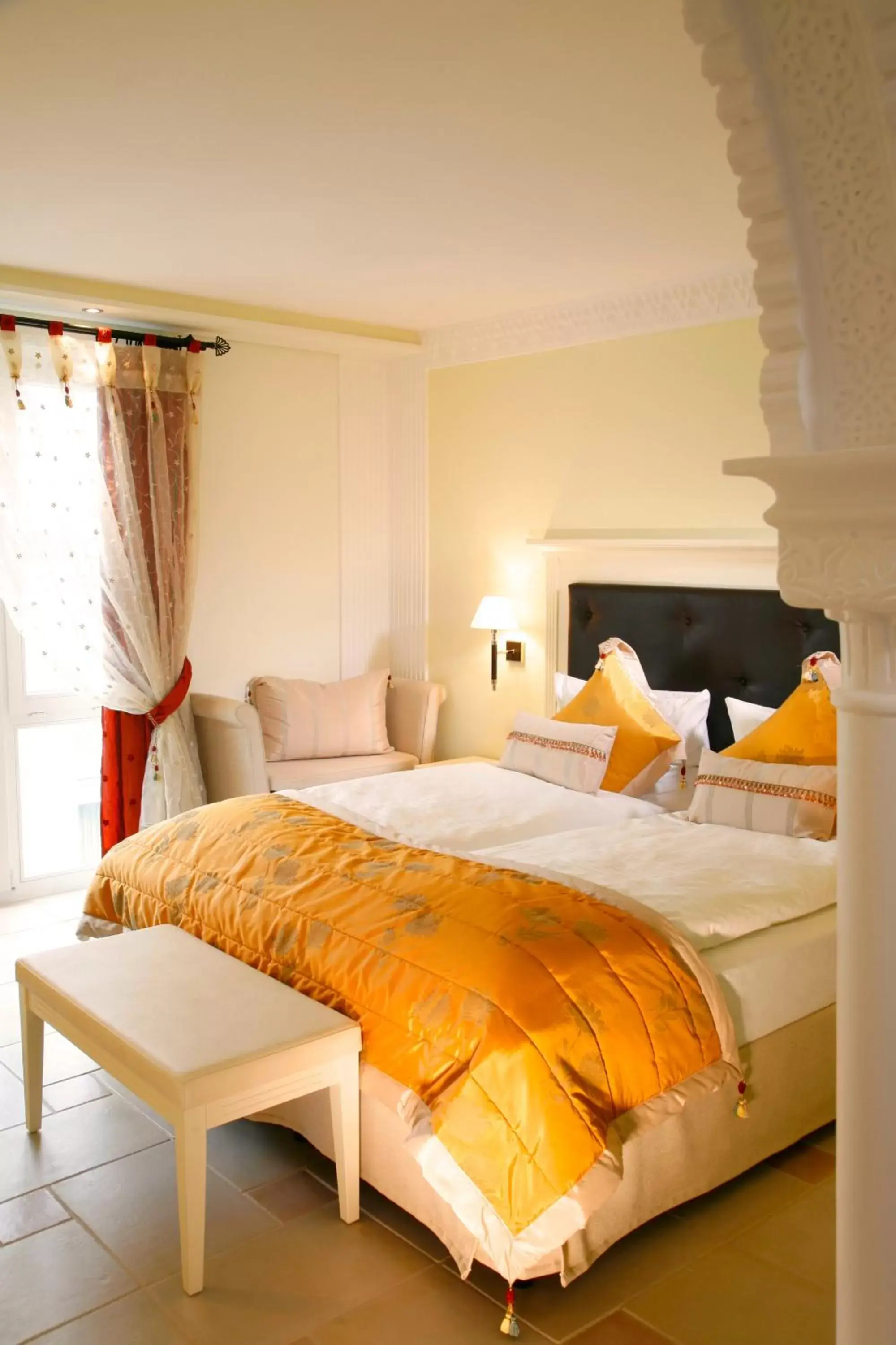 Photo of the whole room, Bed in Boutiquehotel La Casa