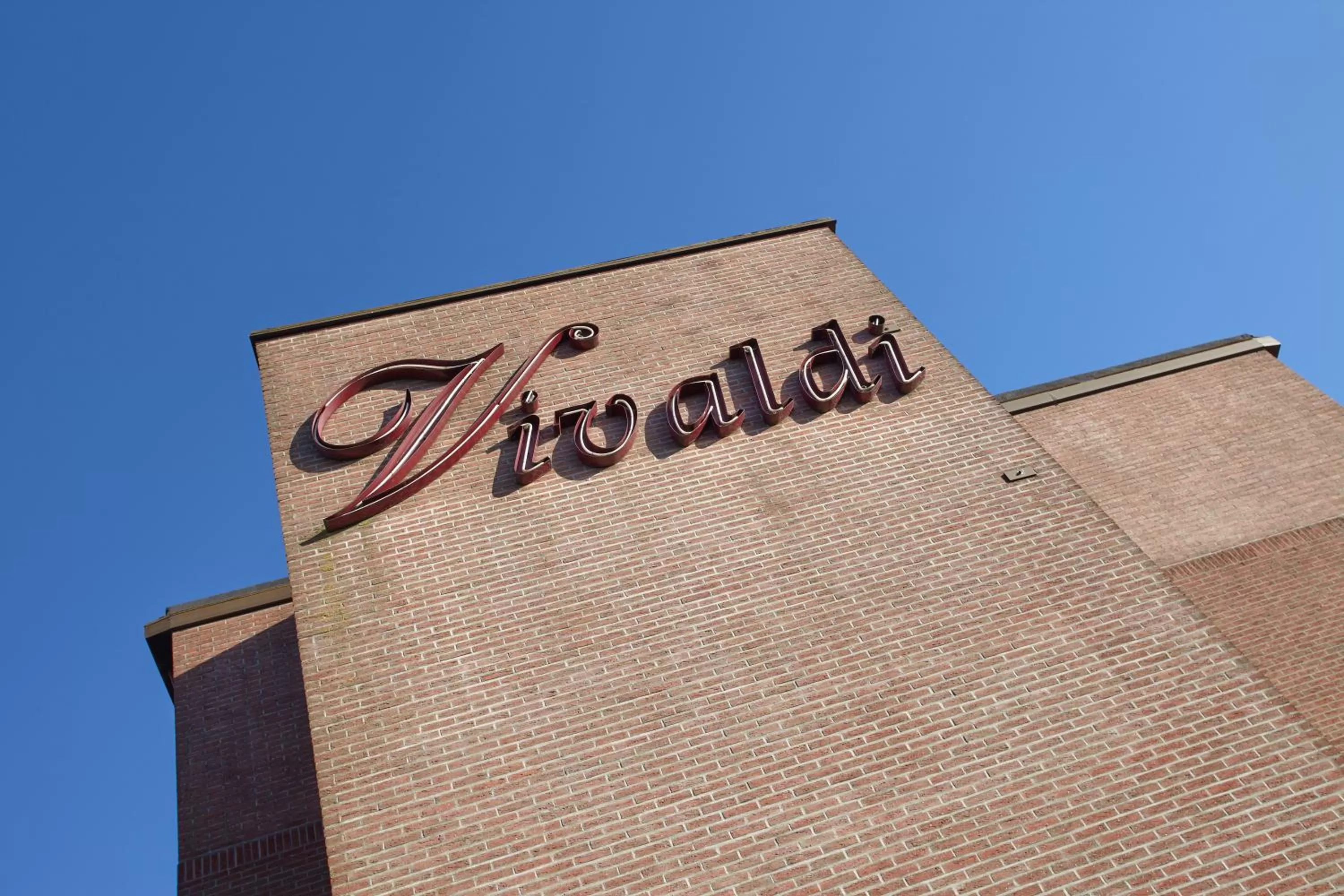 Facade/entrance in Vivaldi Hotel