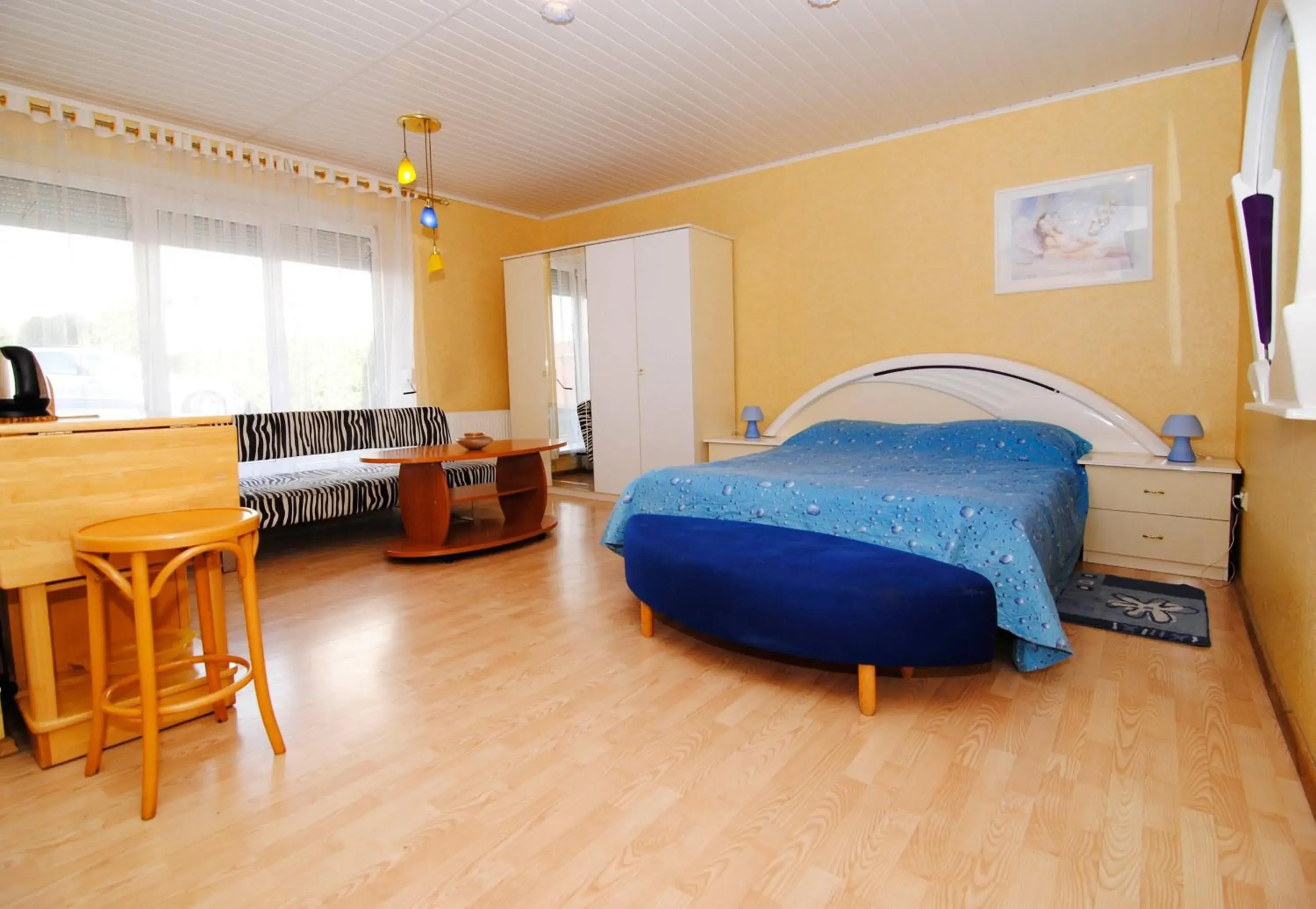 Studio - Ground Floor in Po Kastonu