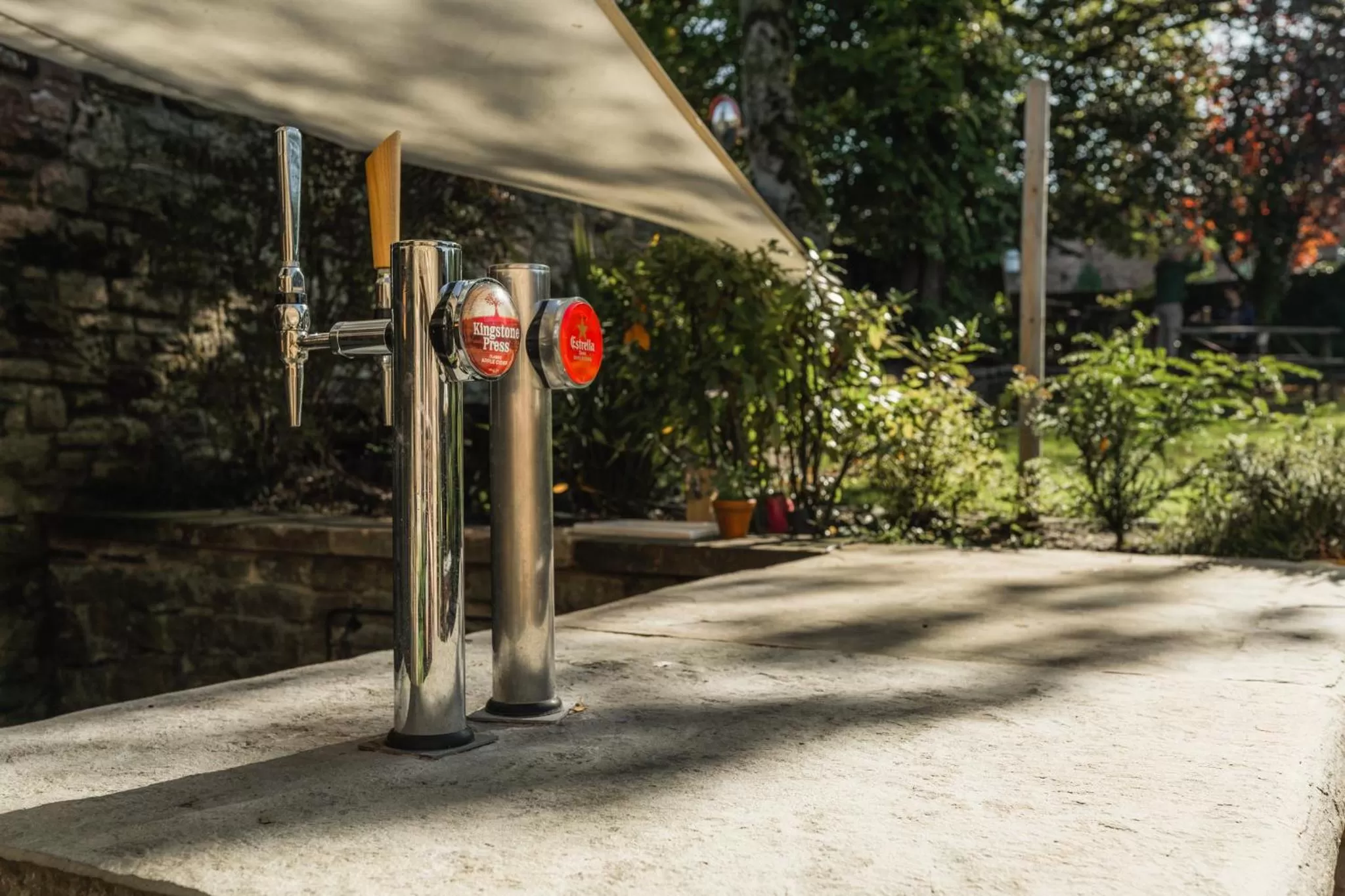 Restaurant/places to eat in The Old Hall Inn